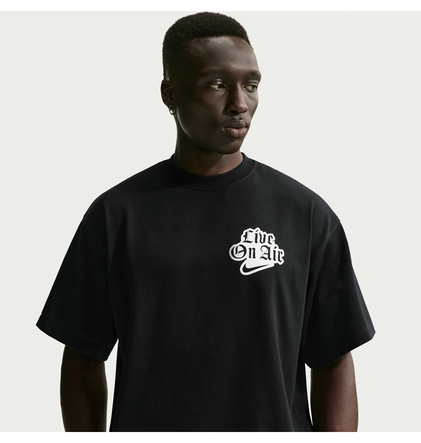 Футболка чоловіча Nike Solo Swoosh Black IQ0673-010