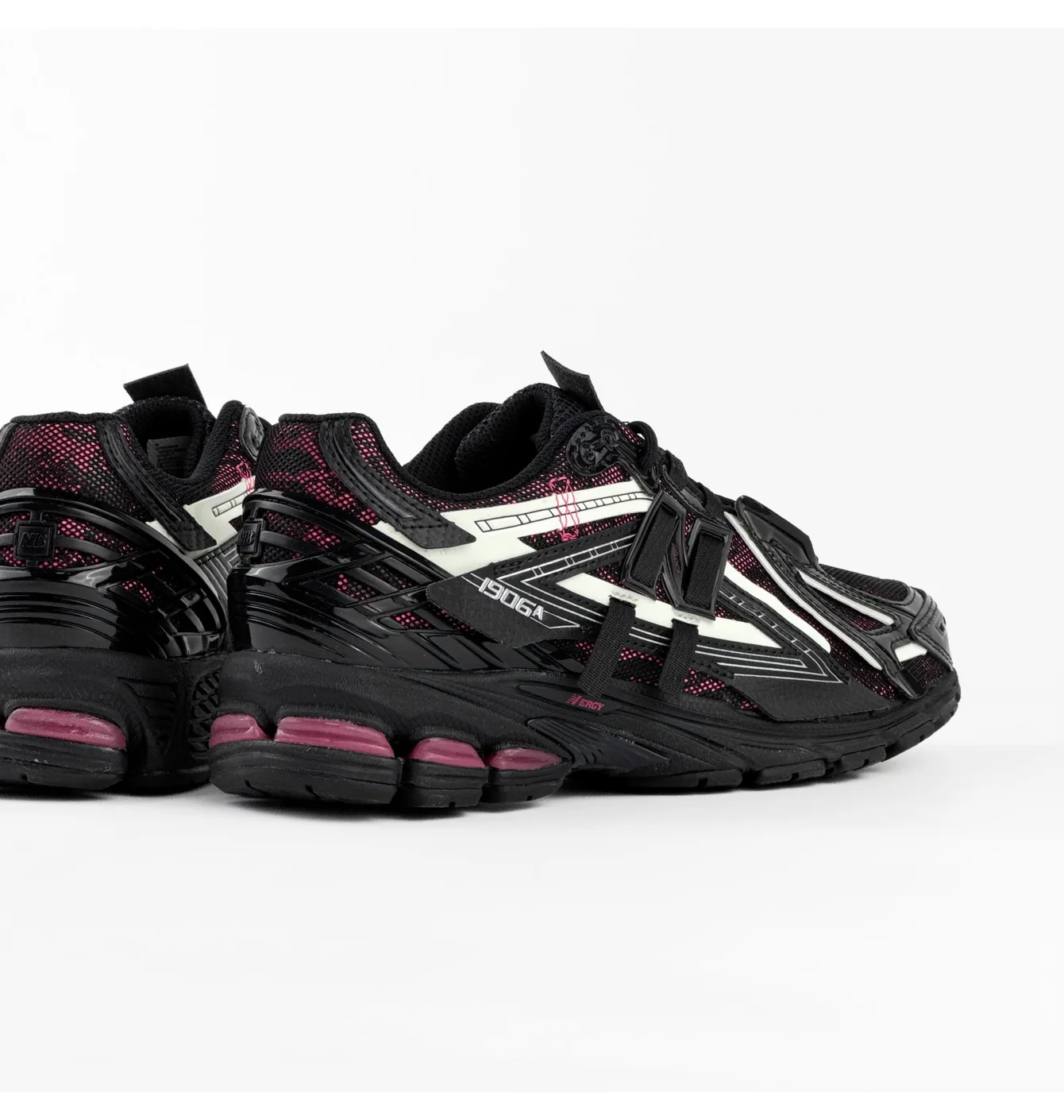 New Balance 1906A