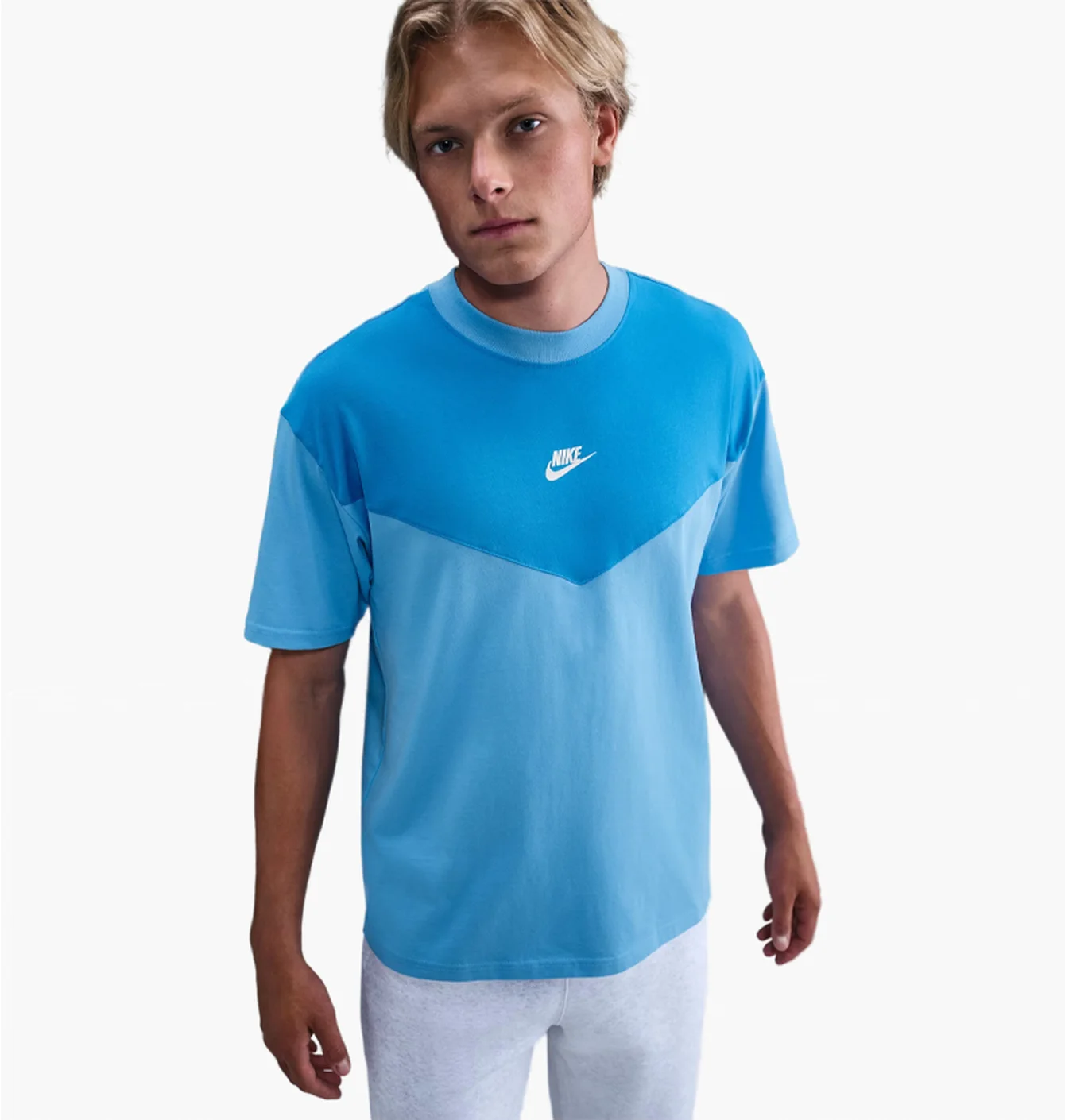 NIKE TECH MIX