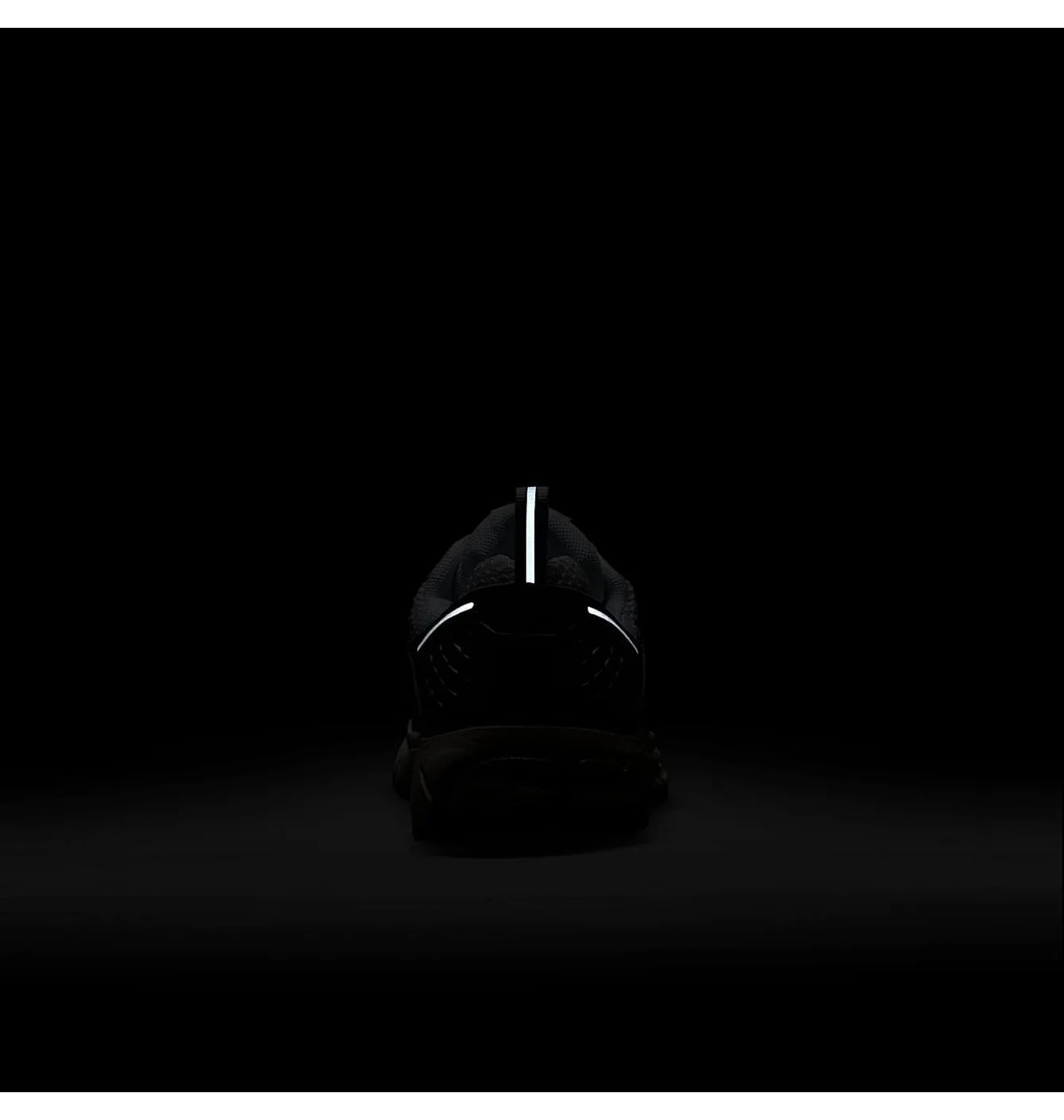 NIKE AIR ZOOM VOMERO 5 GS