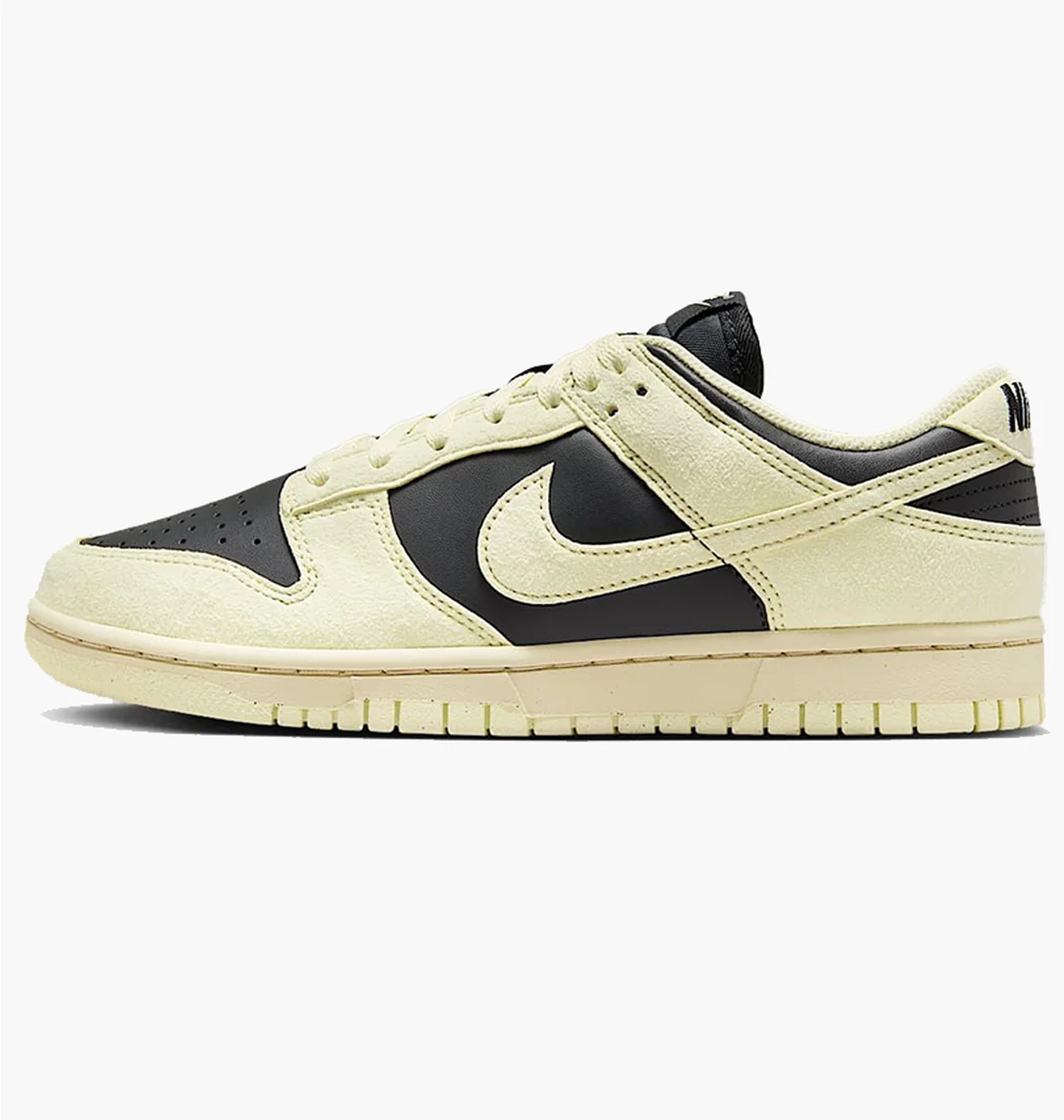 Кросівки жіночі Nike Dunk Low Beige/Black HJ7673-005