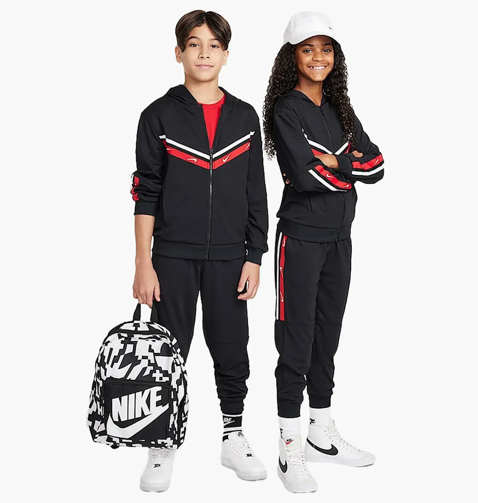 Спортивний костюм підлітковий Nike Nsw Club Black (FZ4906-010__FZ4911-010)