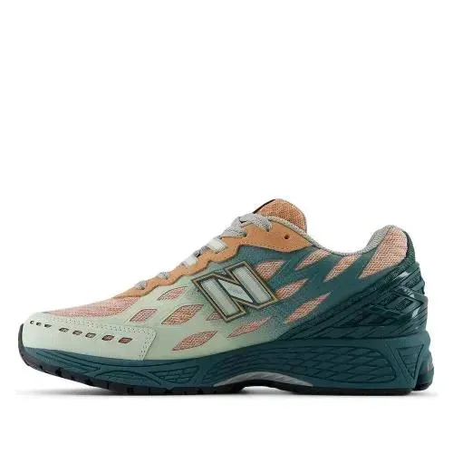 New ﻿Balance U1906WFB