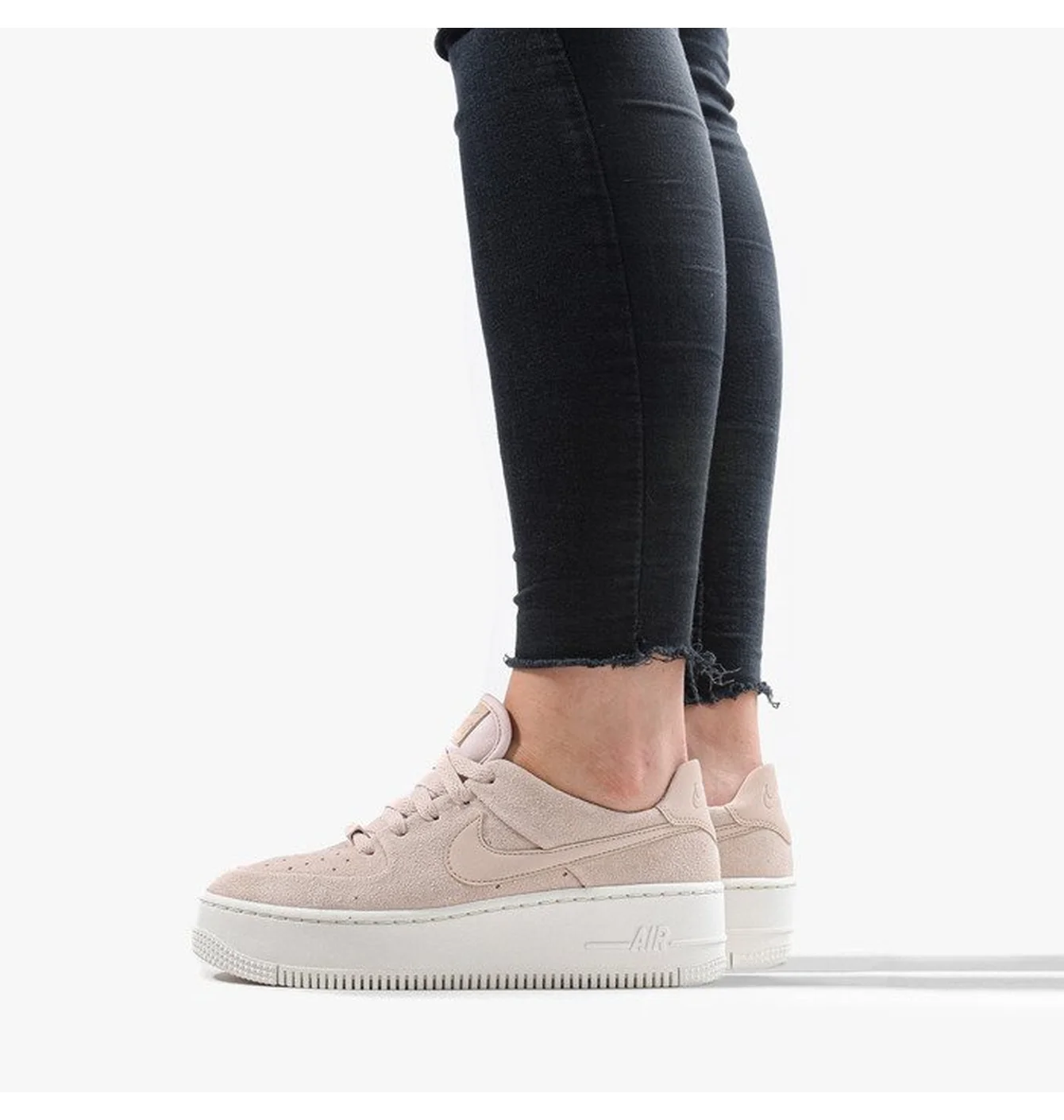 Nike Air Force 1 Sage Low