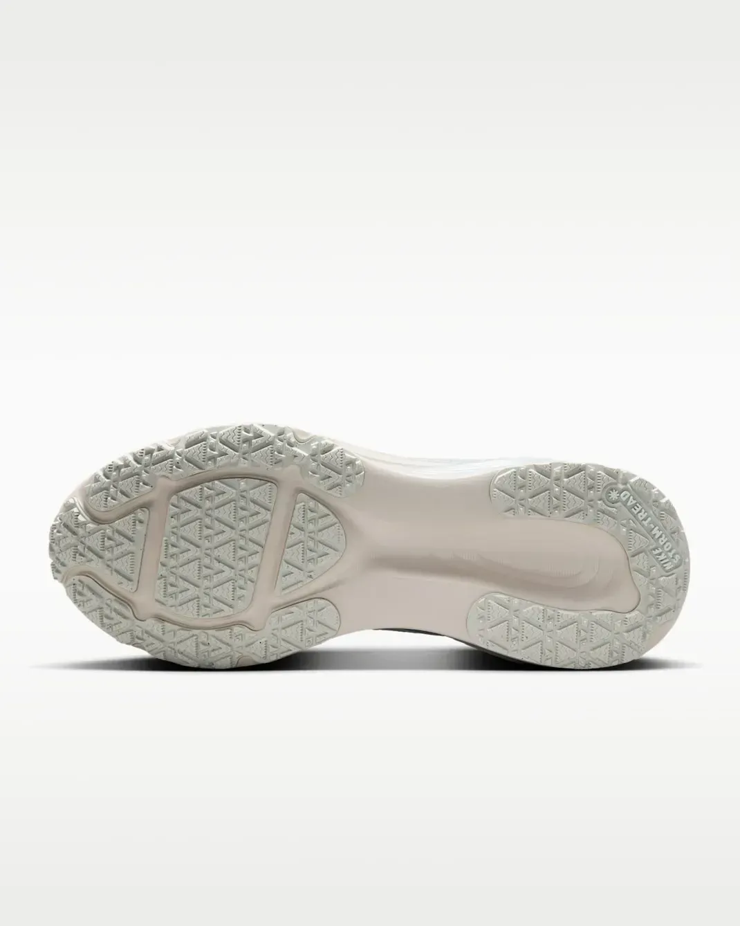 NIKE AIR ZOOM VOMERO 18