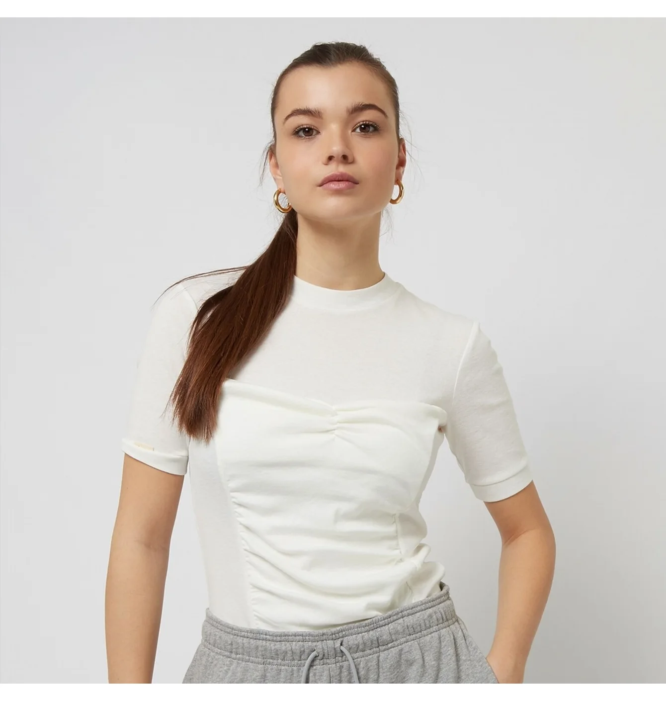 NIKE SPORTSWEAR TWISTED SHORT SLEEVE