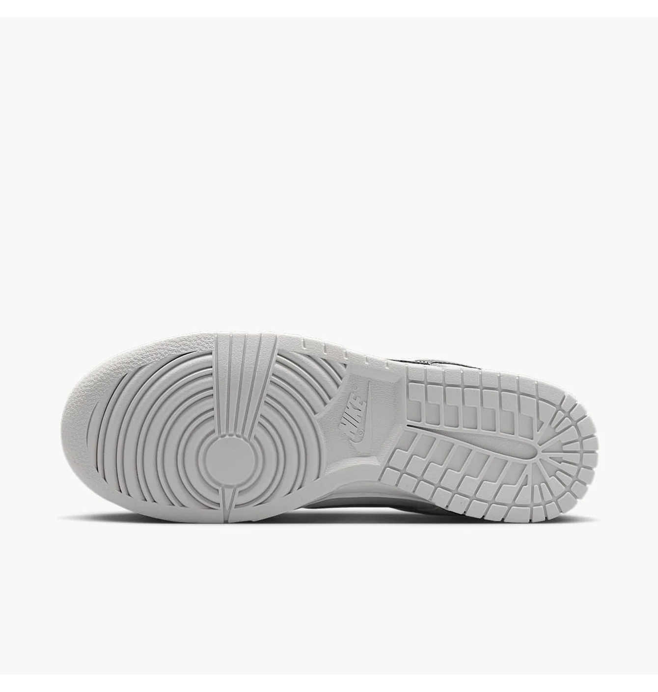 Nike dunk low SE
