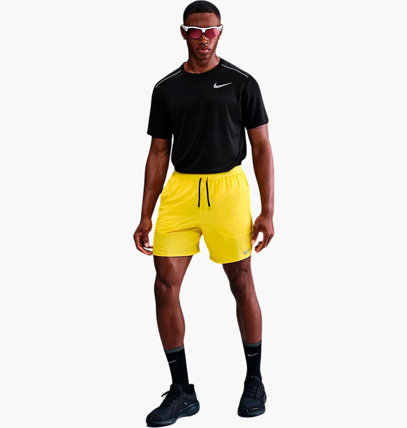 Шорти чоловічі Nike Stride Yellow DM4761-718