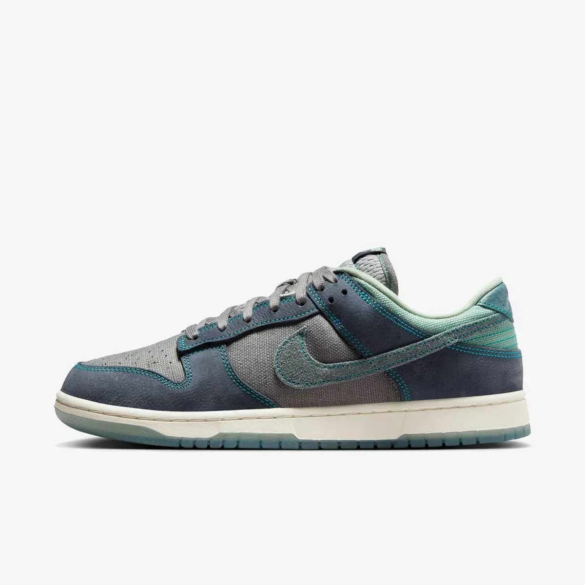 Кросівки чоловічі Nike Dunk Low Retro Se (IH1942-002)