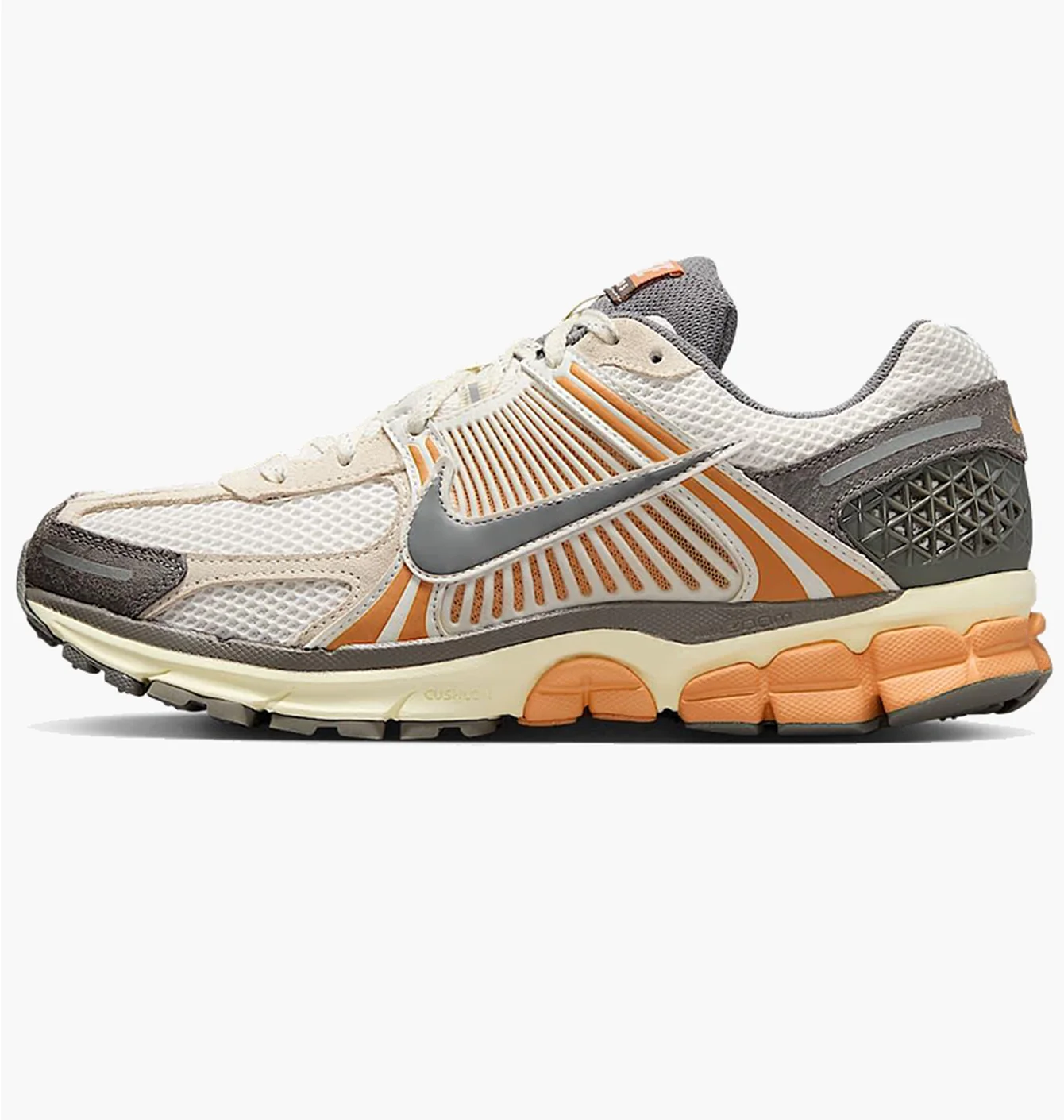 NIKE AIR ZOOM VOMERO 5