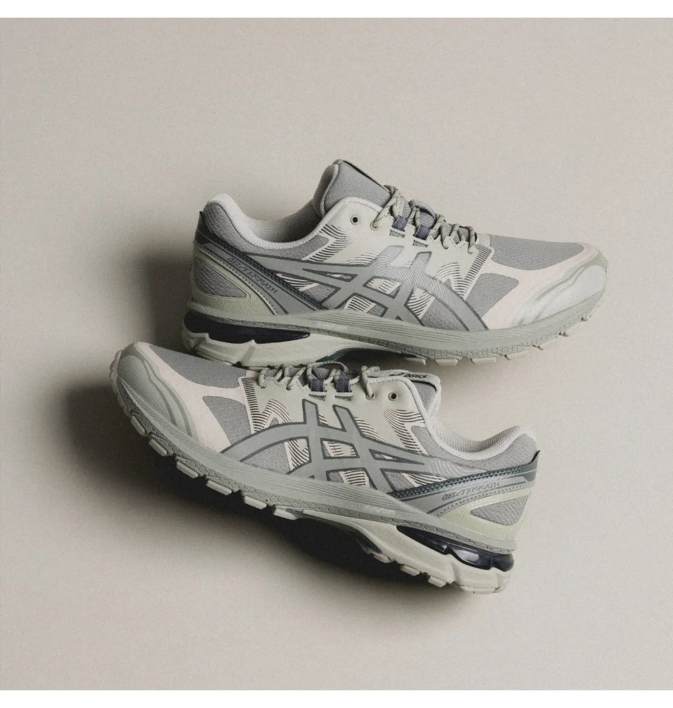 ASICS Gel-Terrain Seal Grey