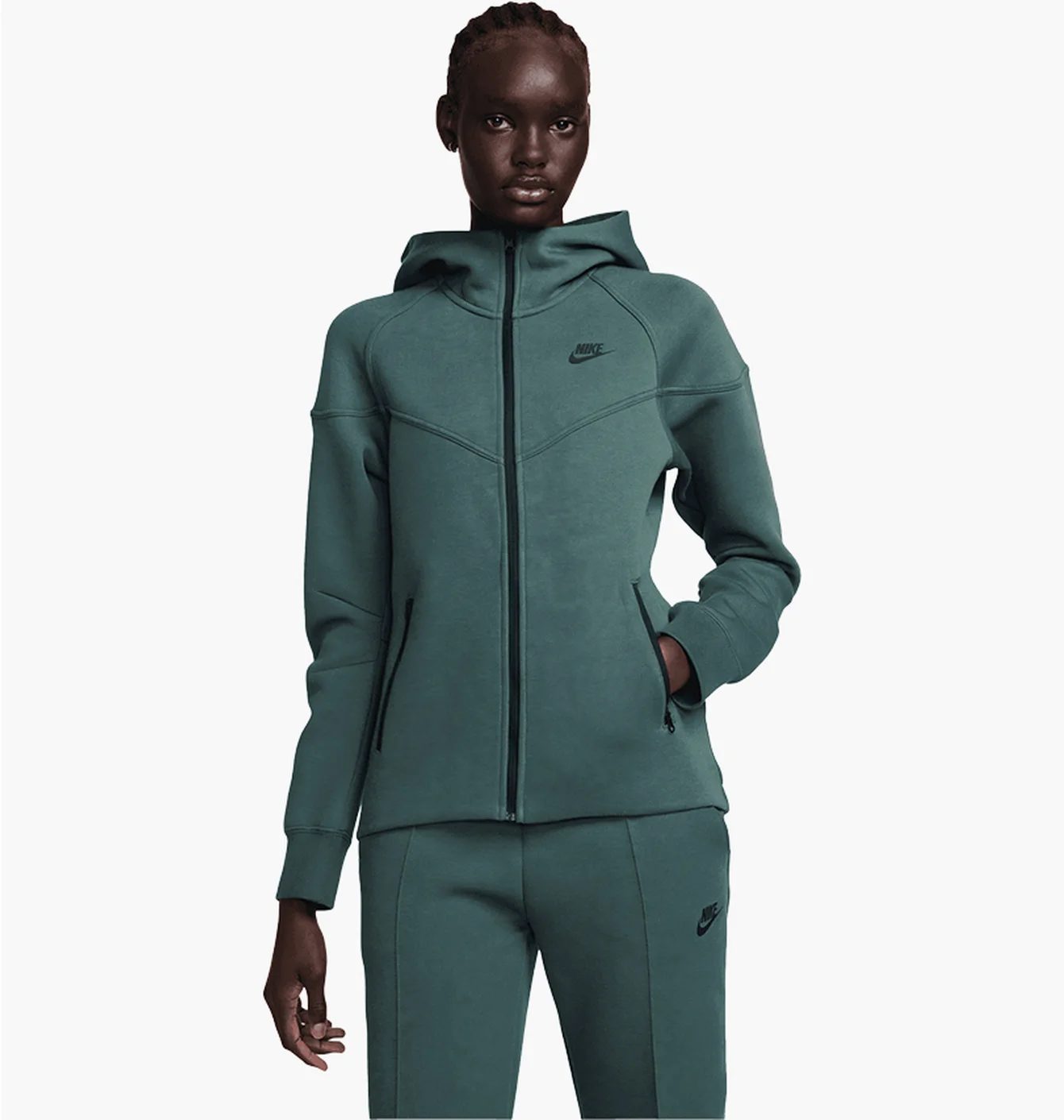 NIKE SPORTSWEAR TECH FLEECE