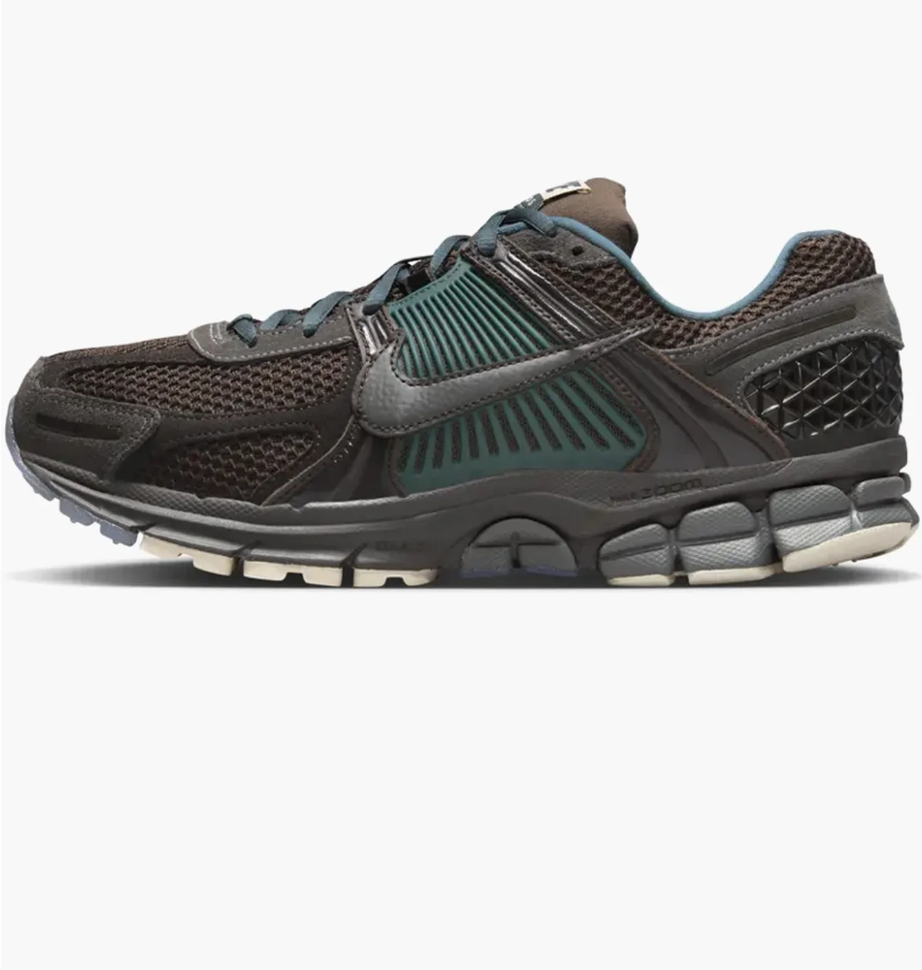 NIKE AIR ZOOM VOMERO 5