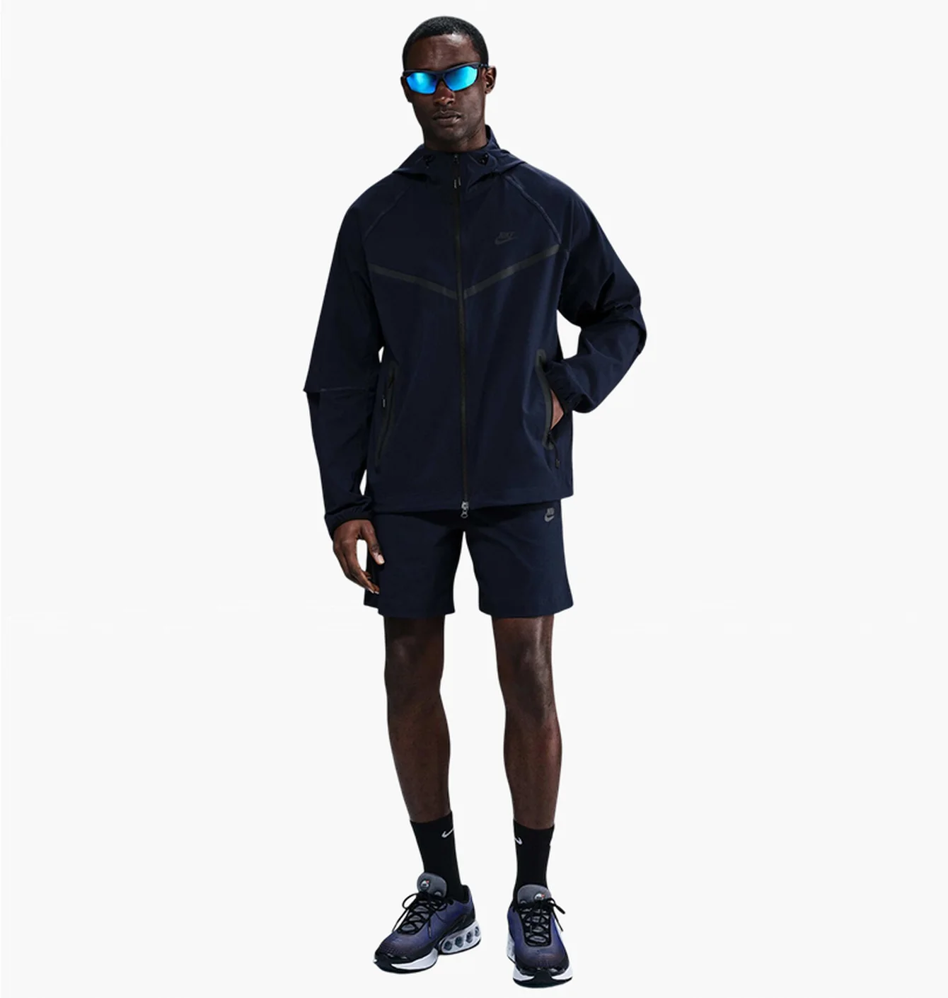 Куртка чоловіча Nike Tech MenS Woven Jacket Blue HM7151-451