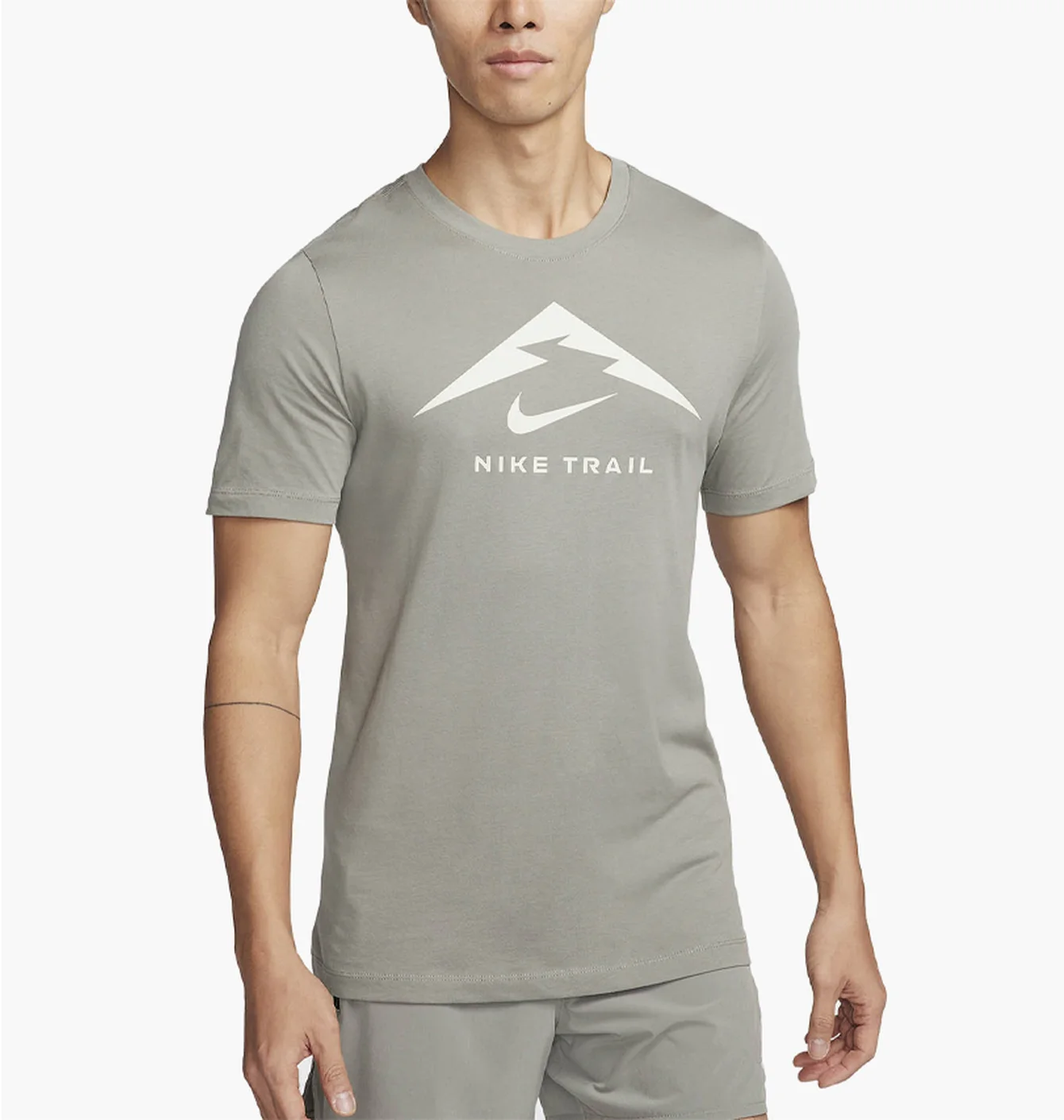 M NK DF TEE TRAIL LOGO