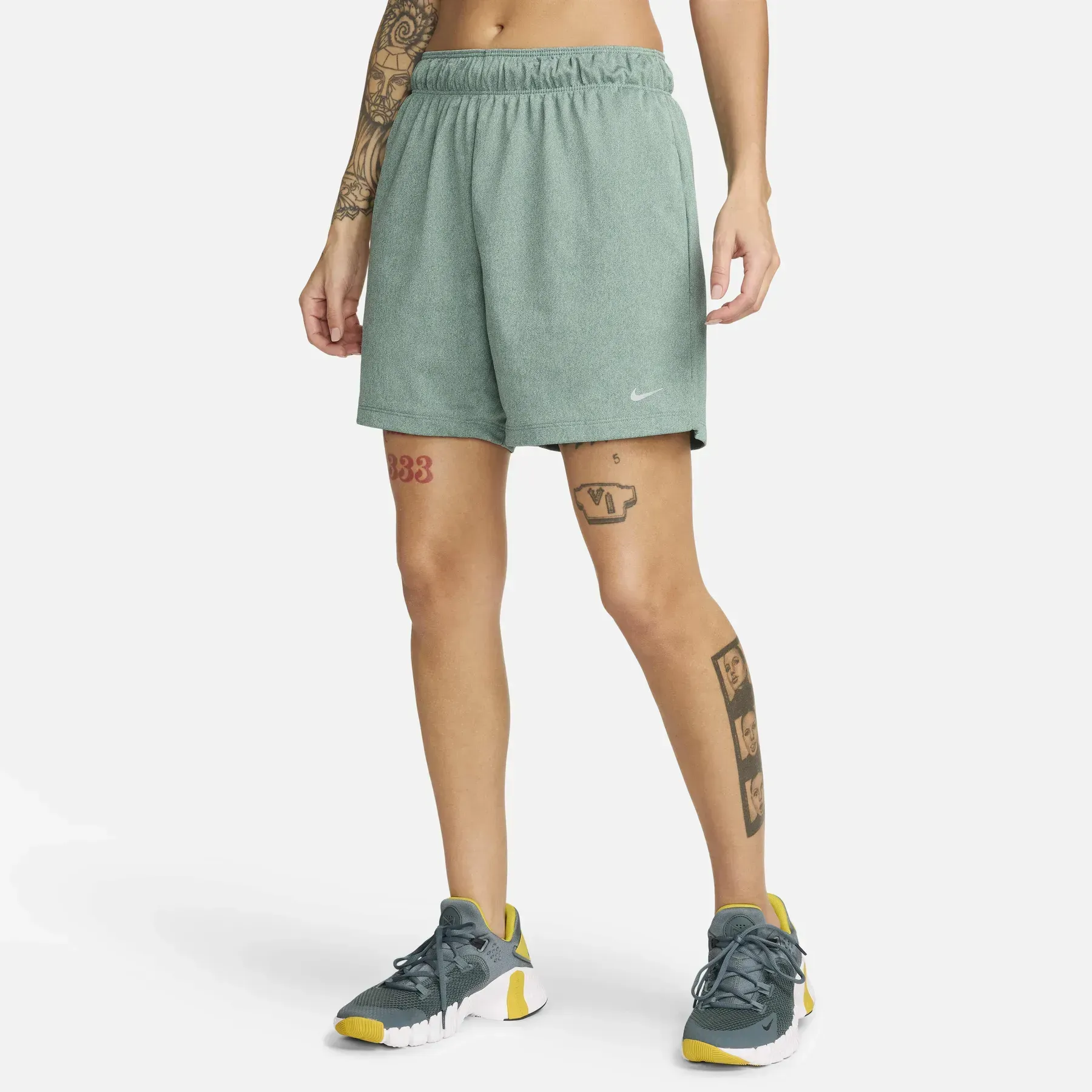 NIKE ATTACK