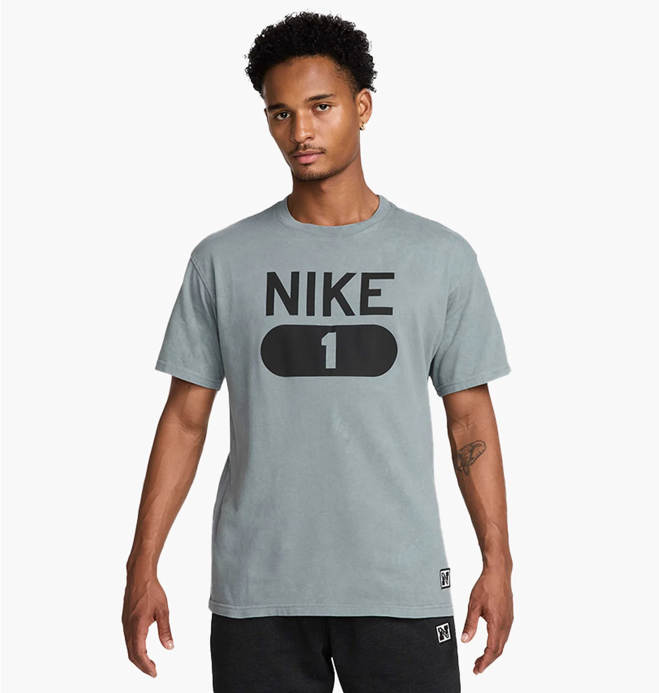 Футболка чоловіча Nike Tee Gym Culture Grey HJ3626-084