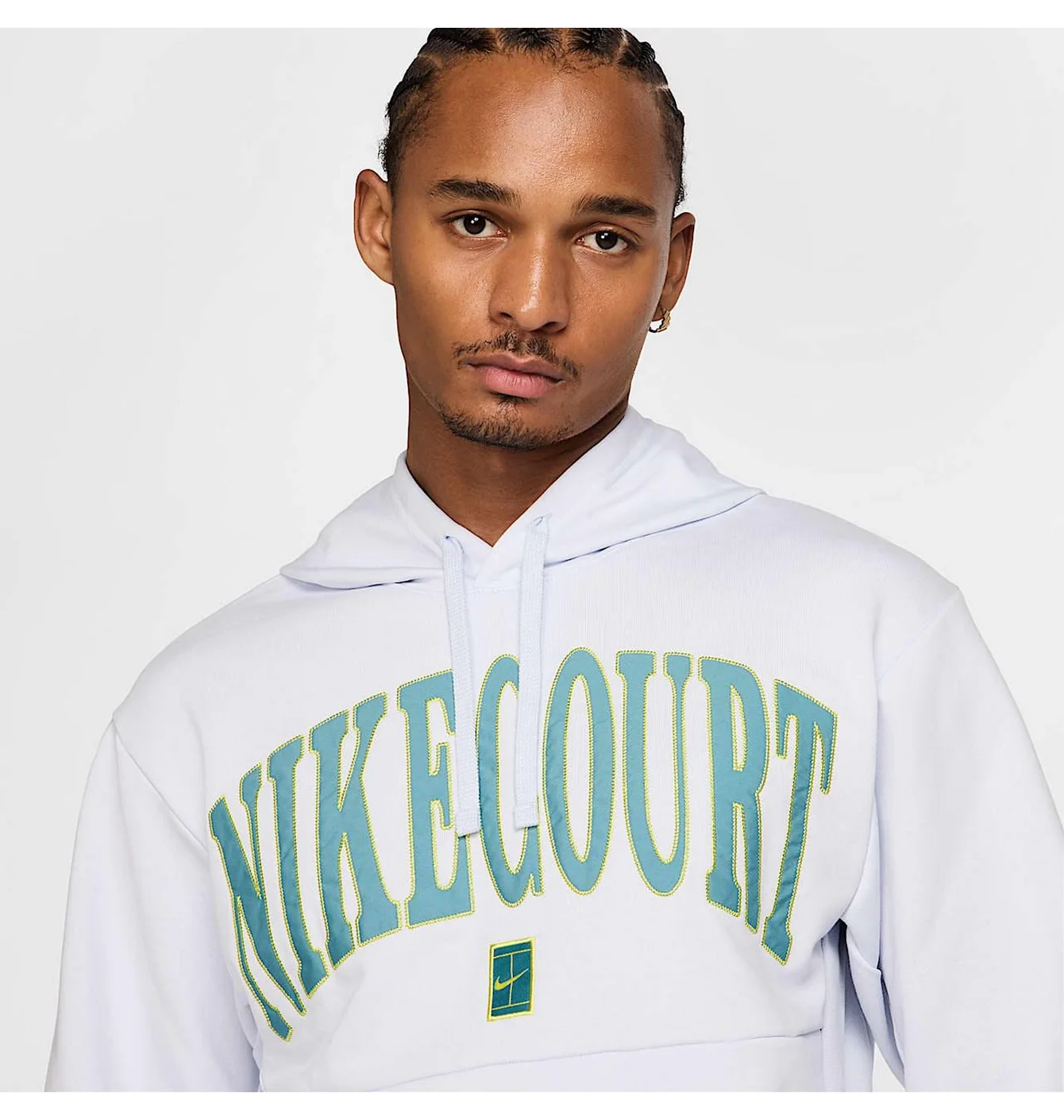 NIKE COURT