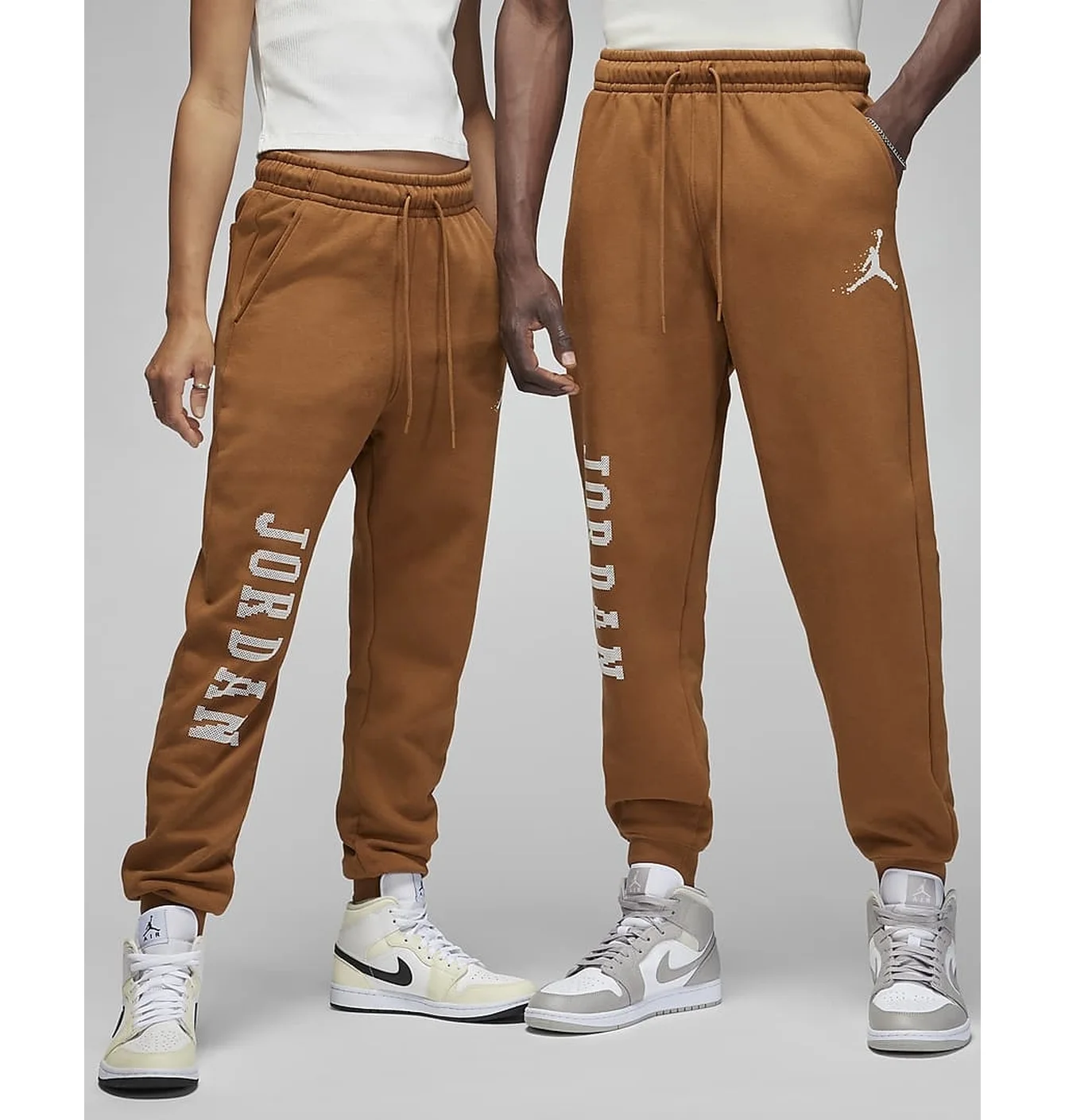 Спортивні штани Nike Jordan Essentials Holiday 281