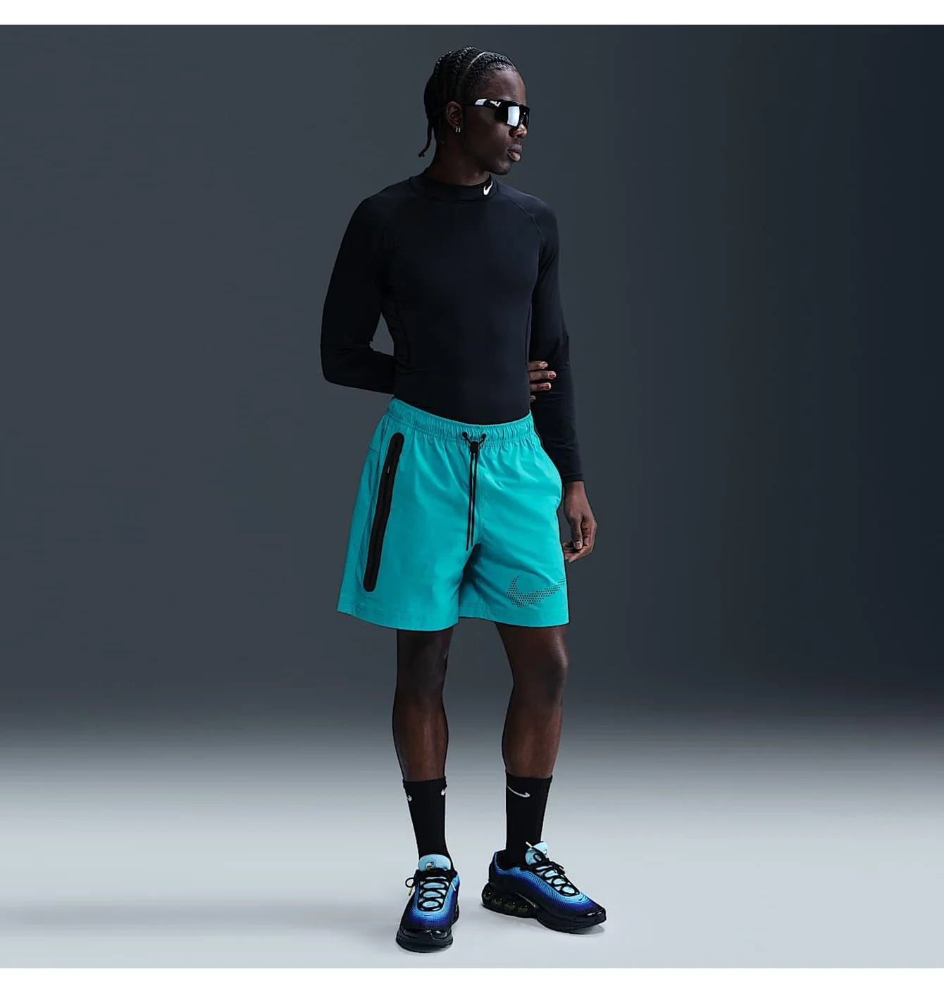 Шорти Nike Tech