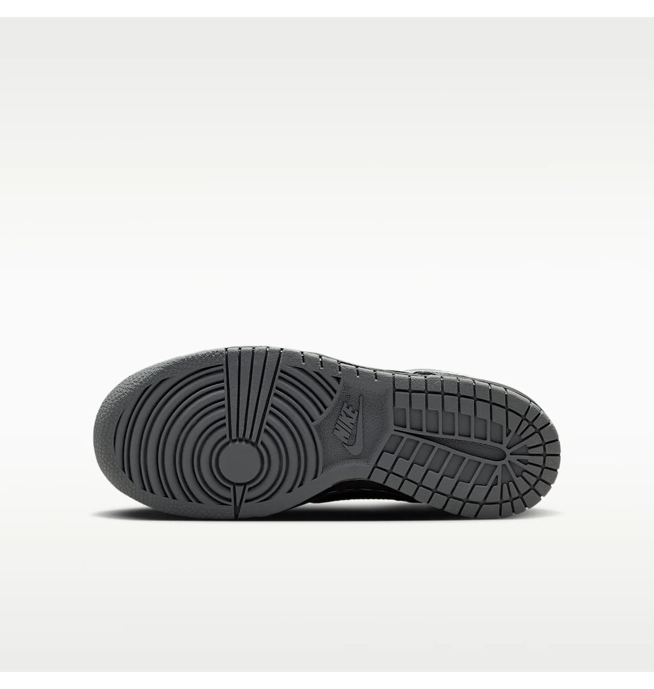 Кросівки дитячі Nike Dunk Low Gs Black Reflect Silver Black/Metallic IM6028-010