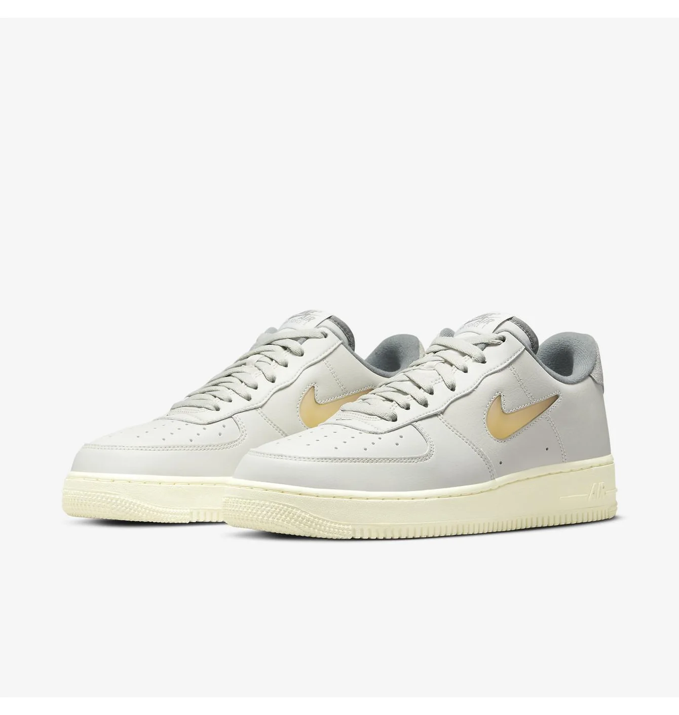 Nike Air Force 1 Low '07 Jewel Light Bone Coconut Milk