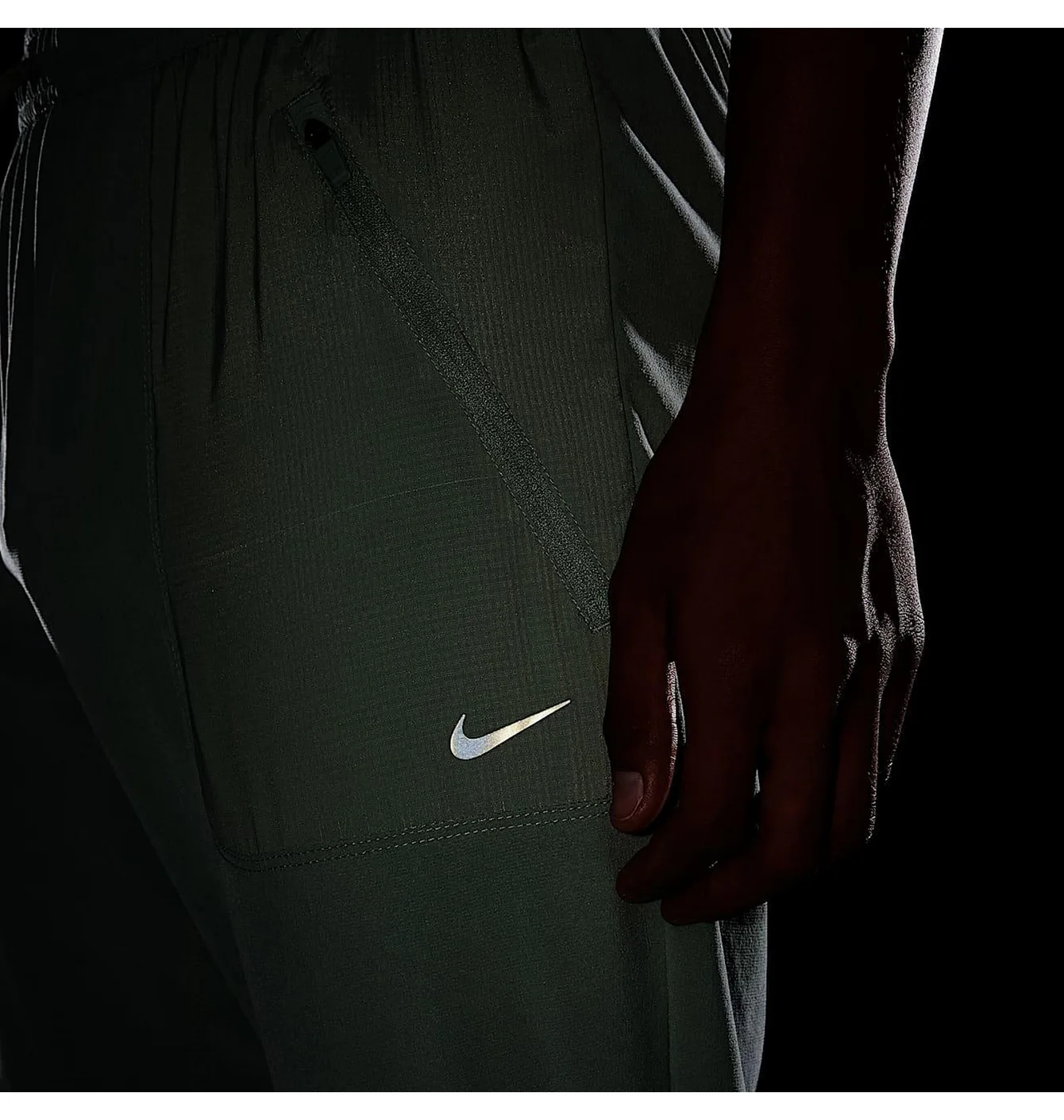 NIKE RUNNING DIVISION