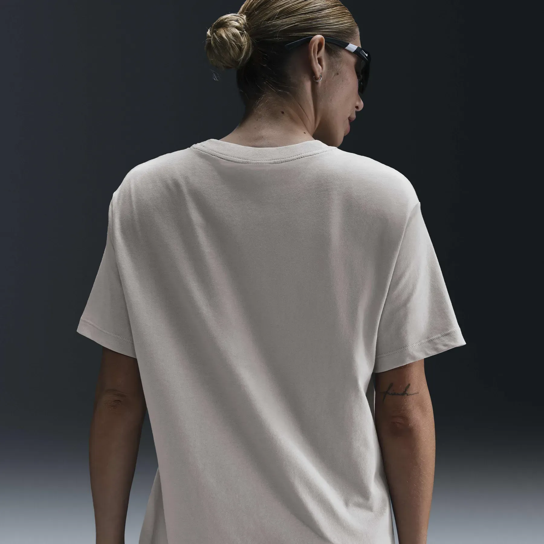 NIKE SPORTSWEAR