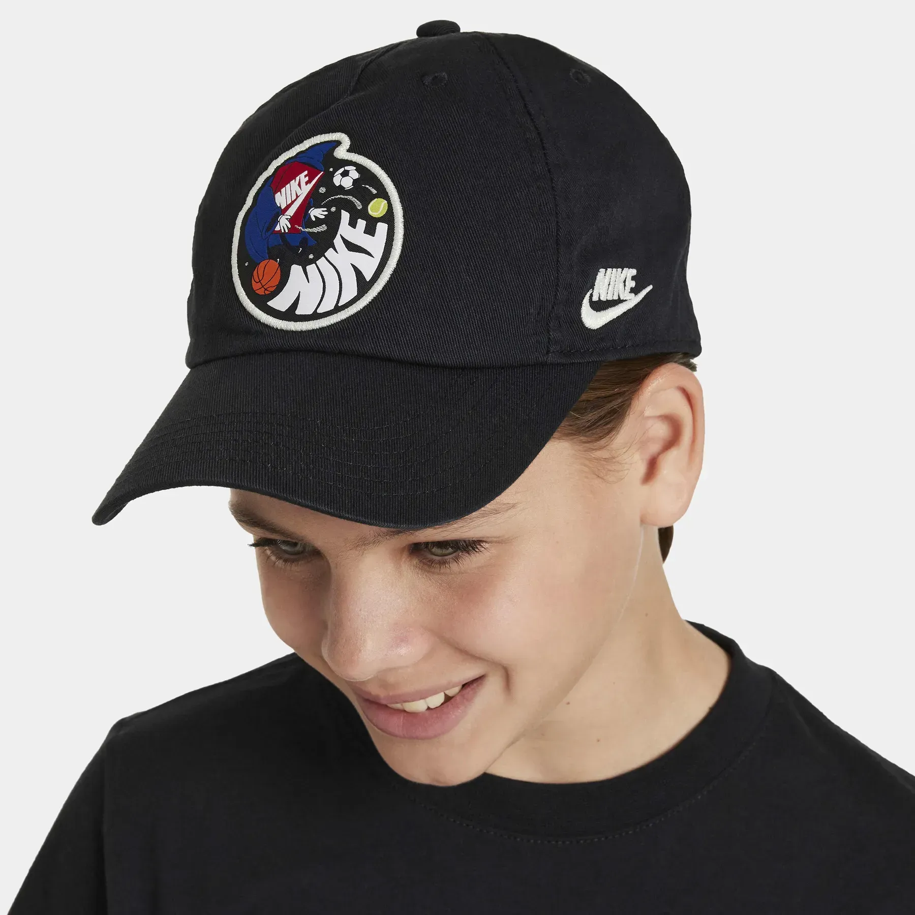 Кепка Nike K Nk Club Cap Us Cb Boxy Wizrd (FN9078-010)
