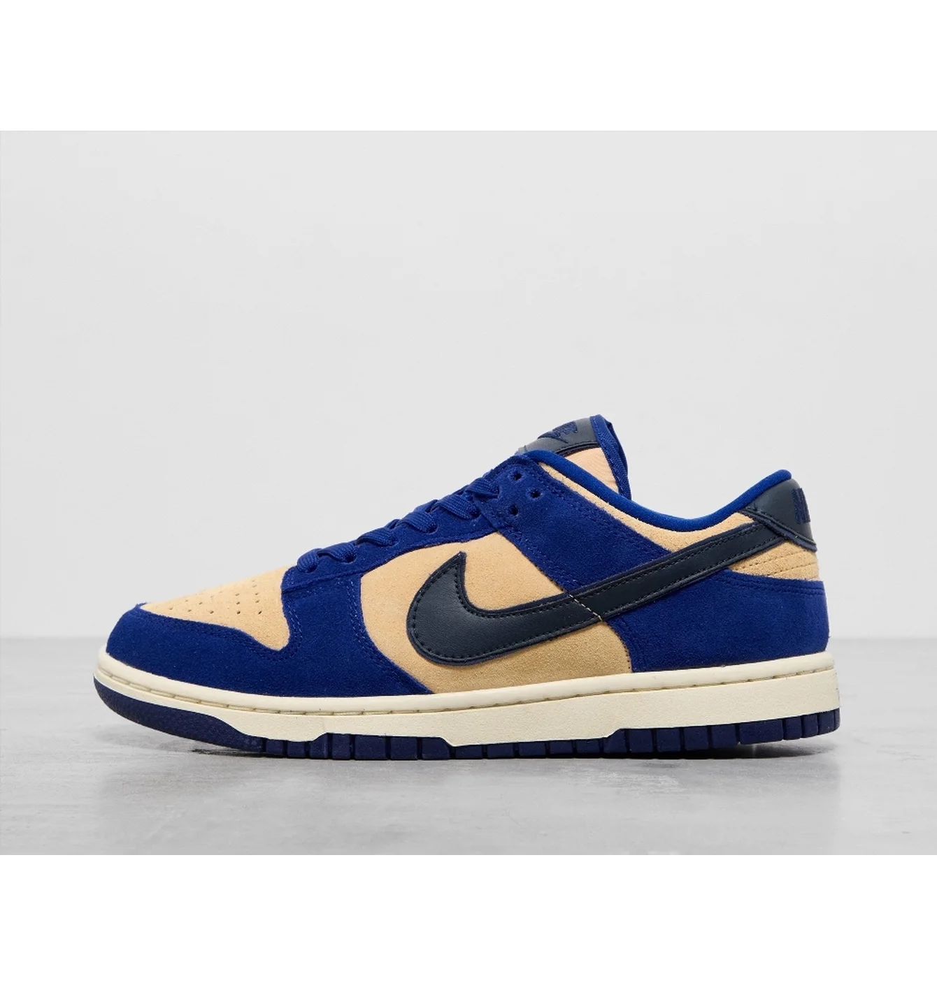 Nike Dunk Low LX Blue Suede (W)