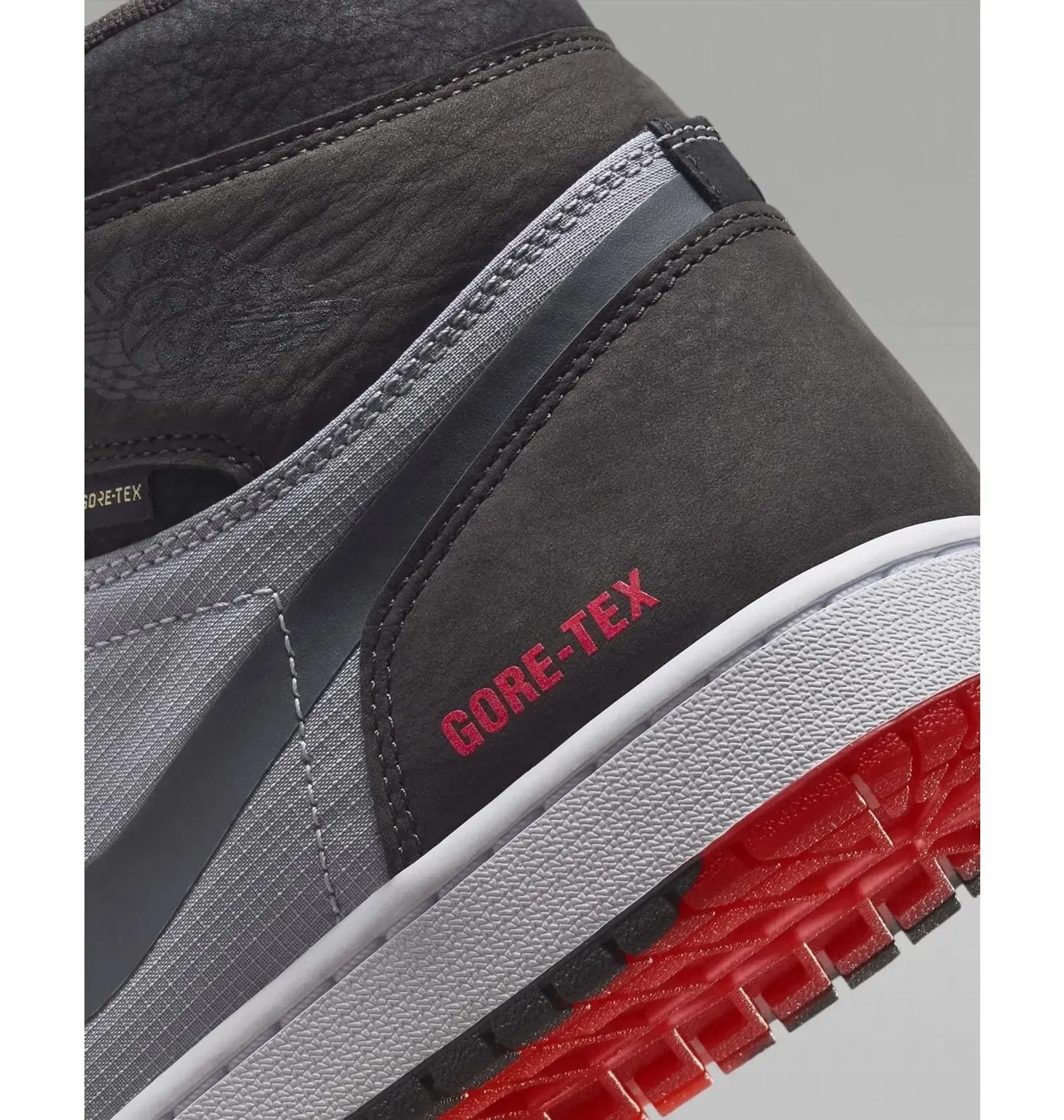 Jordan 1 Retro High Element Gore-Tex Black Infrared