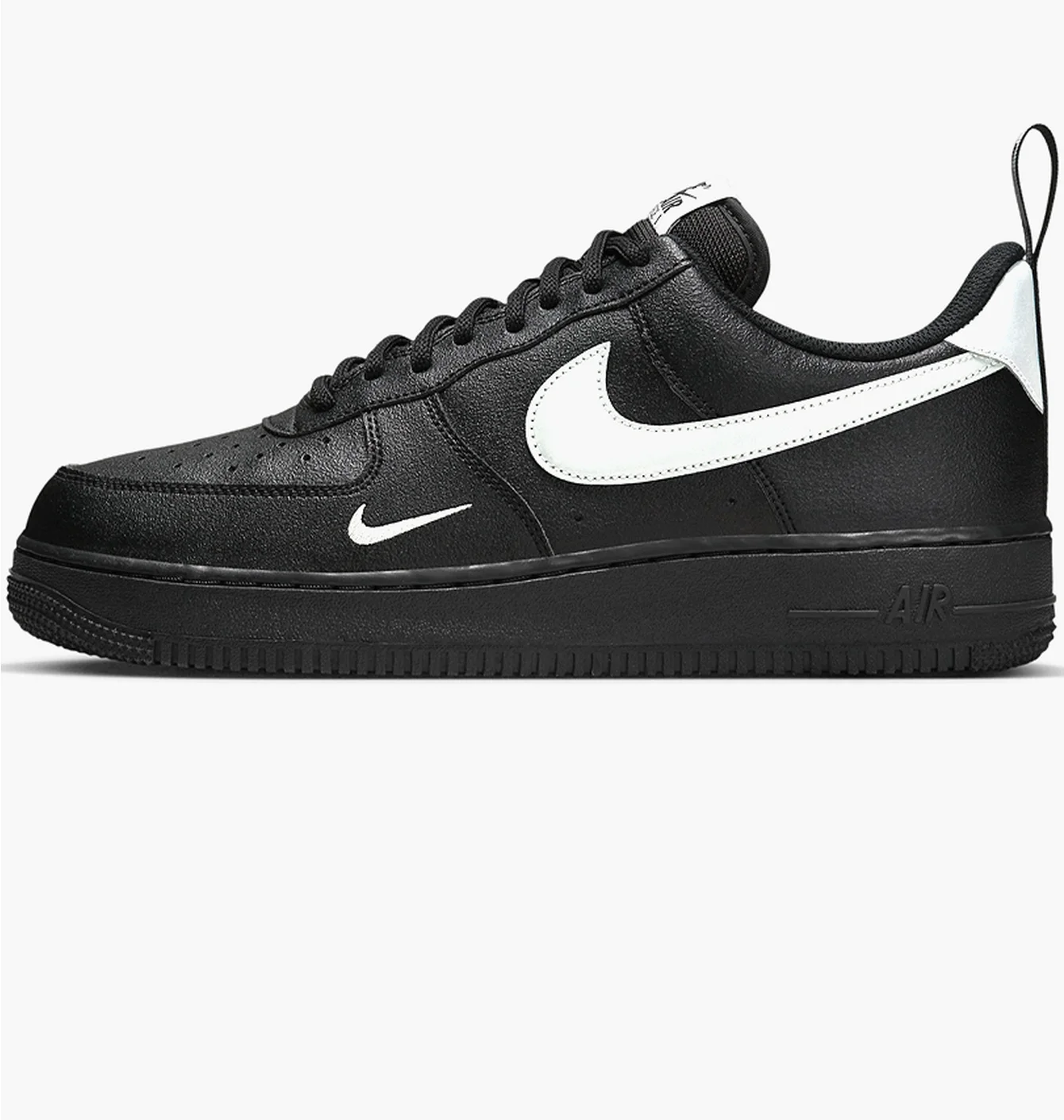 NIKE AIR FORCE 1 07 LV8 UT