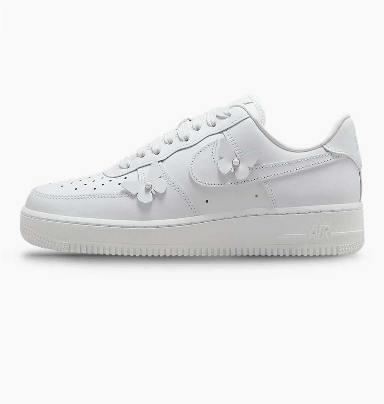 Кросівки жіночі Nike Air Force 1 Low Butterfly White IH4480-100
