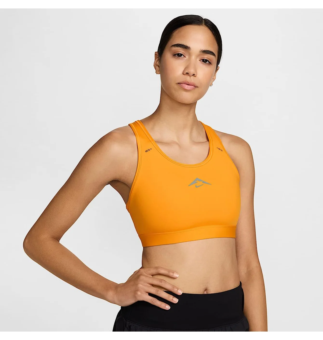 NIKE TRAIL SWOOSH SPORTS BRA
