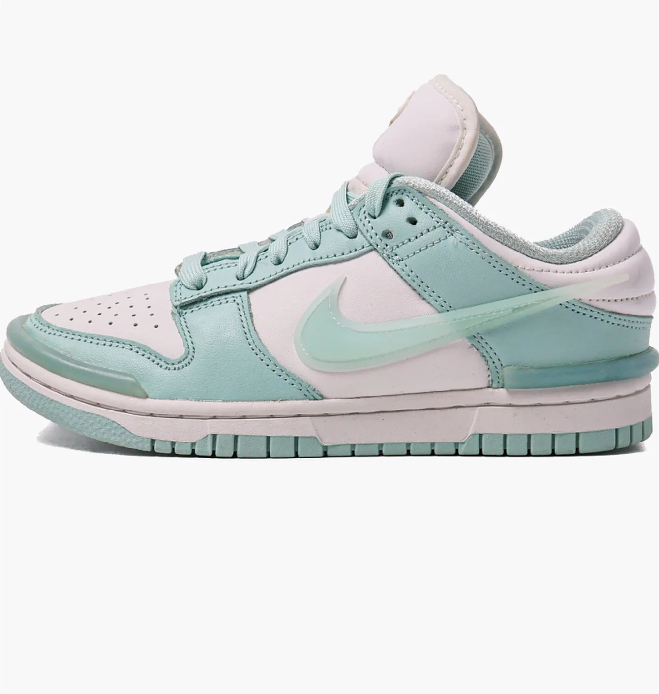 Nike Dunk Low Twist “Jade Ice”
