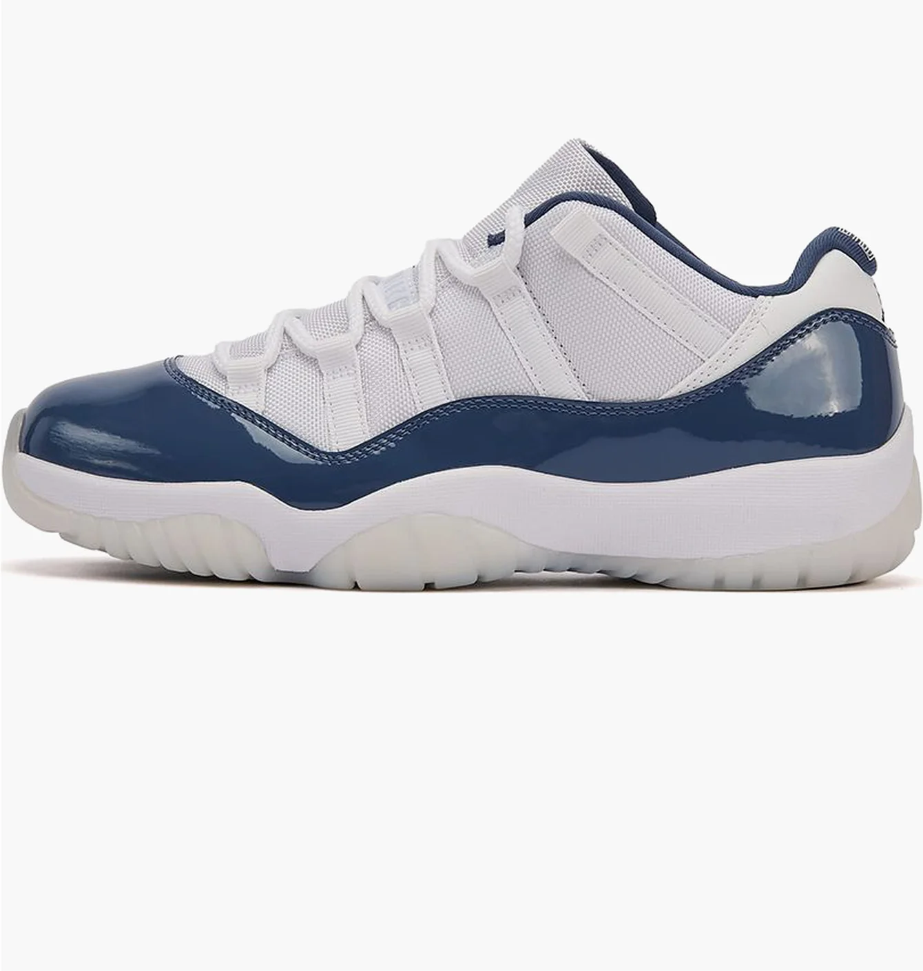 Кросівки чоловічі Air Jordan 11 Retro Low Diffused Blue White/Blue FV5104-104