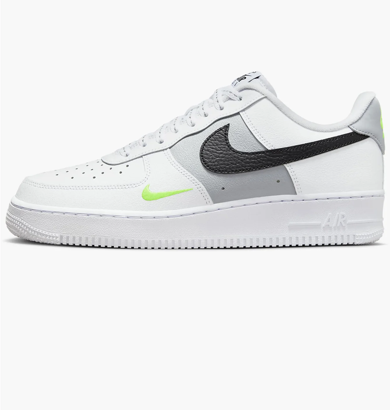 Nike AIR FORCE 1 07