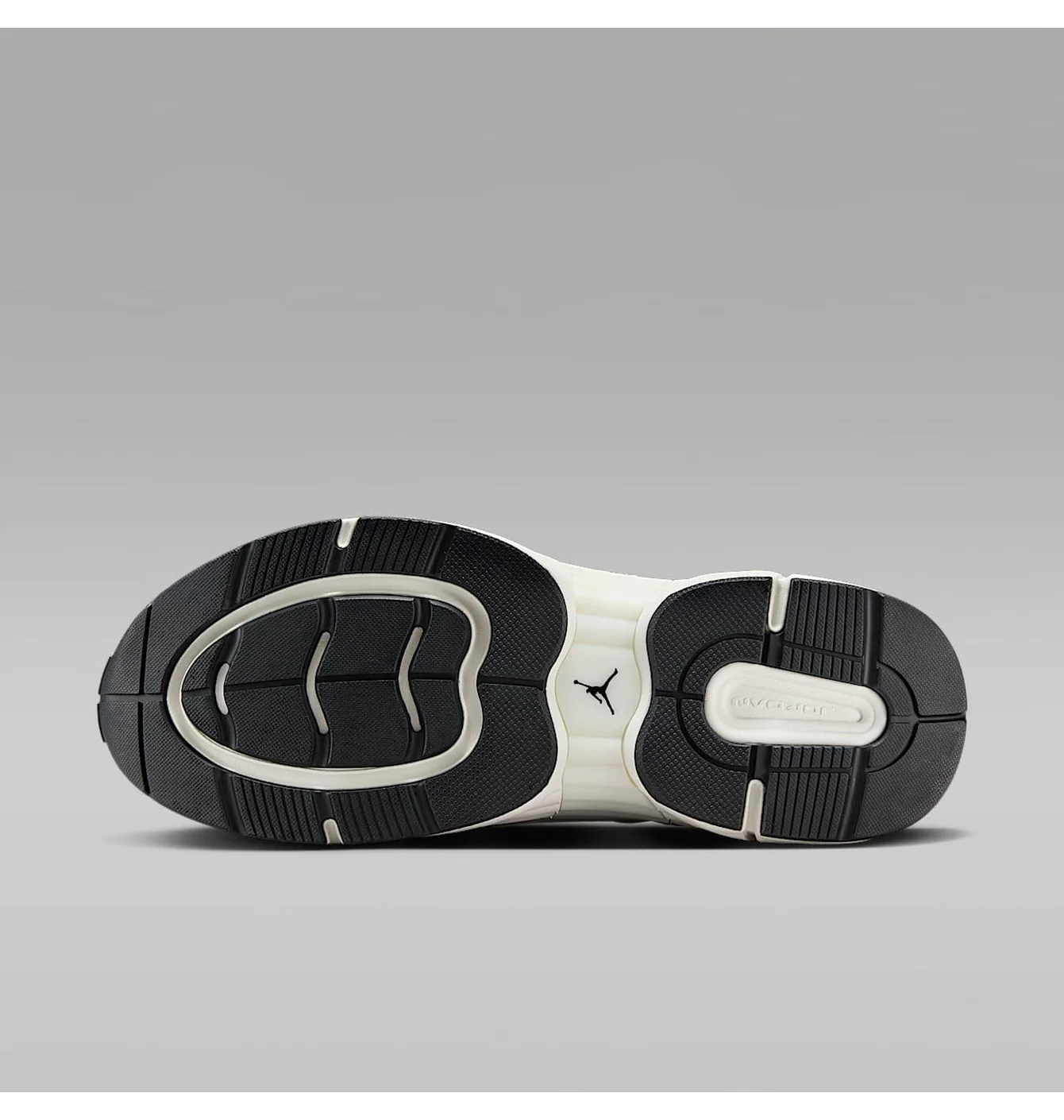 Кросівки чоловічі Air Jordan Trunner O/S White IB3722-102