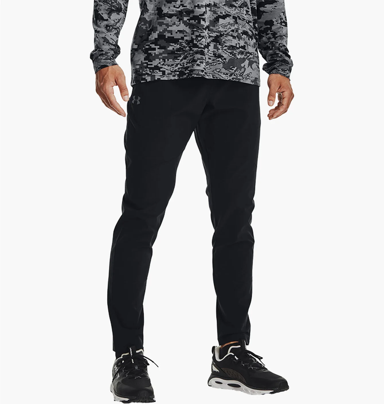 Штани чоловічі Under Armour Stretch Woven Pant Black 1366215-001