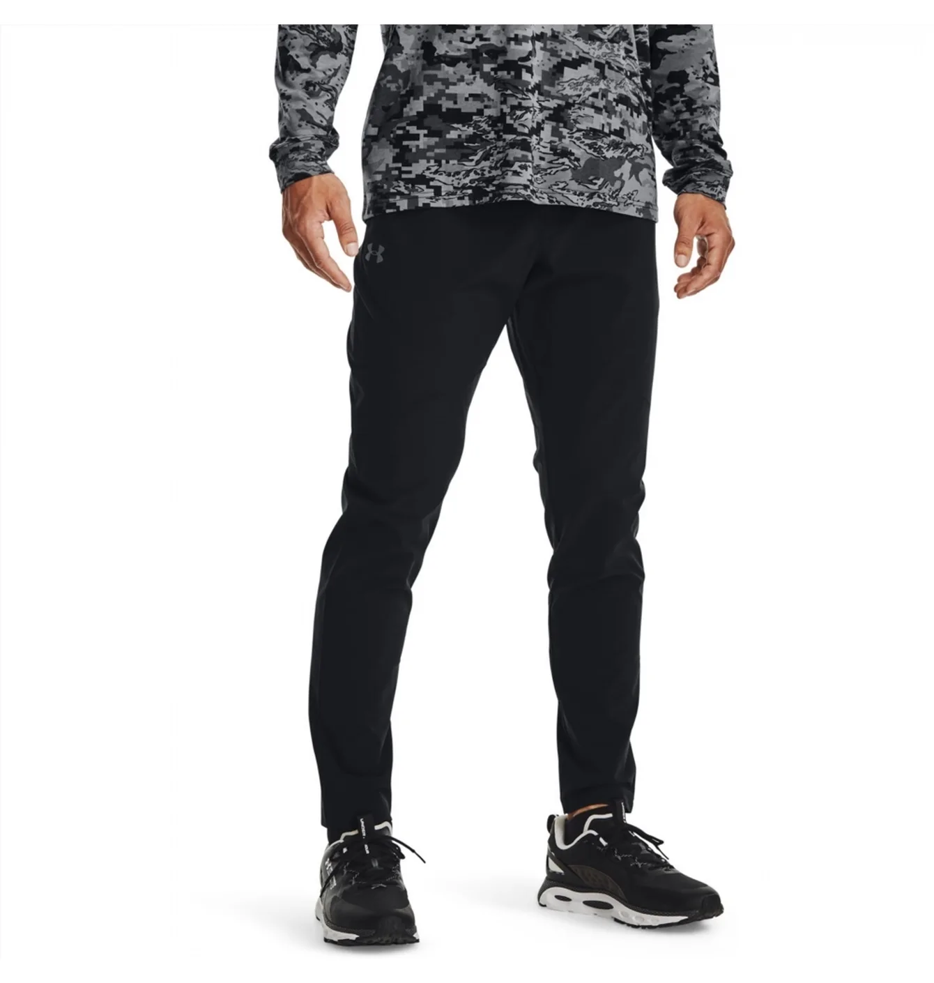 Штани чоловічі Under Armour Stretch Woven Pant Black 1366215-001