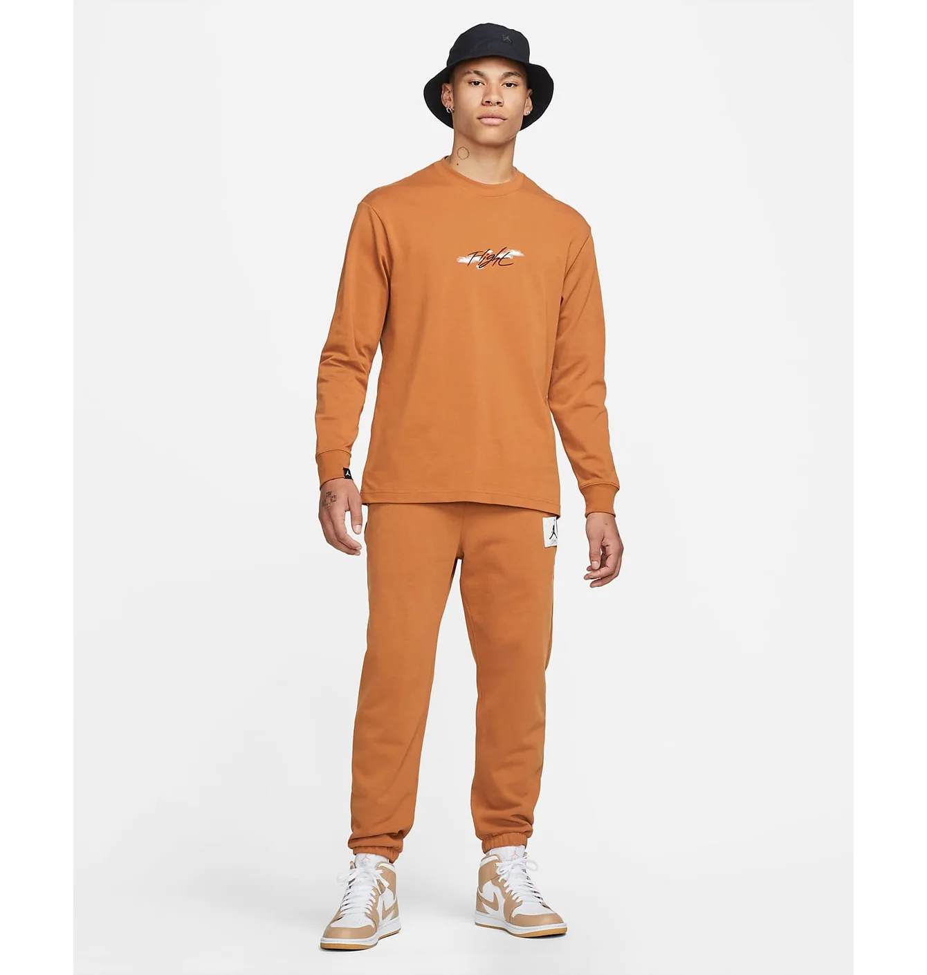 Лонгслів чоловічий Air Jordan Mens 85 Long-Sleeve T-Shirt Orange DH8962-241