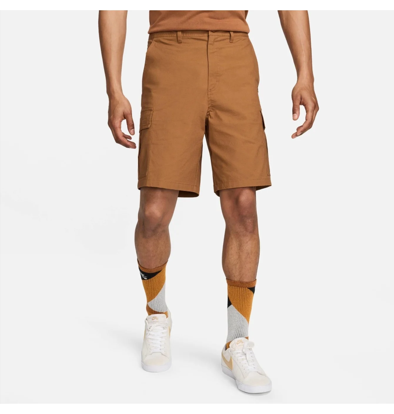 Шорти чоловічі Nike Club Woven Cargo Shorts Brown FN3517-281