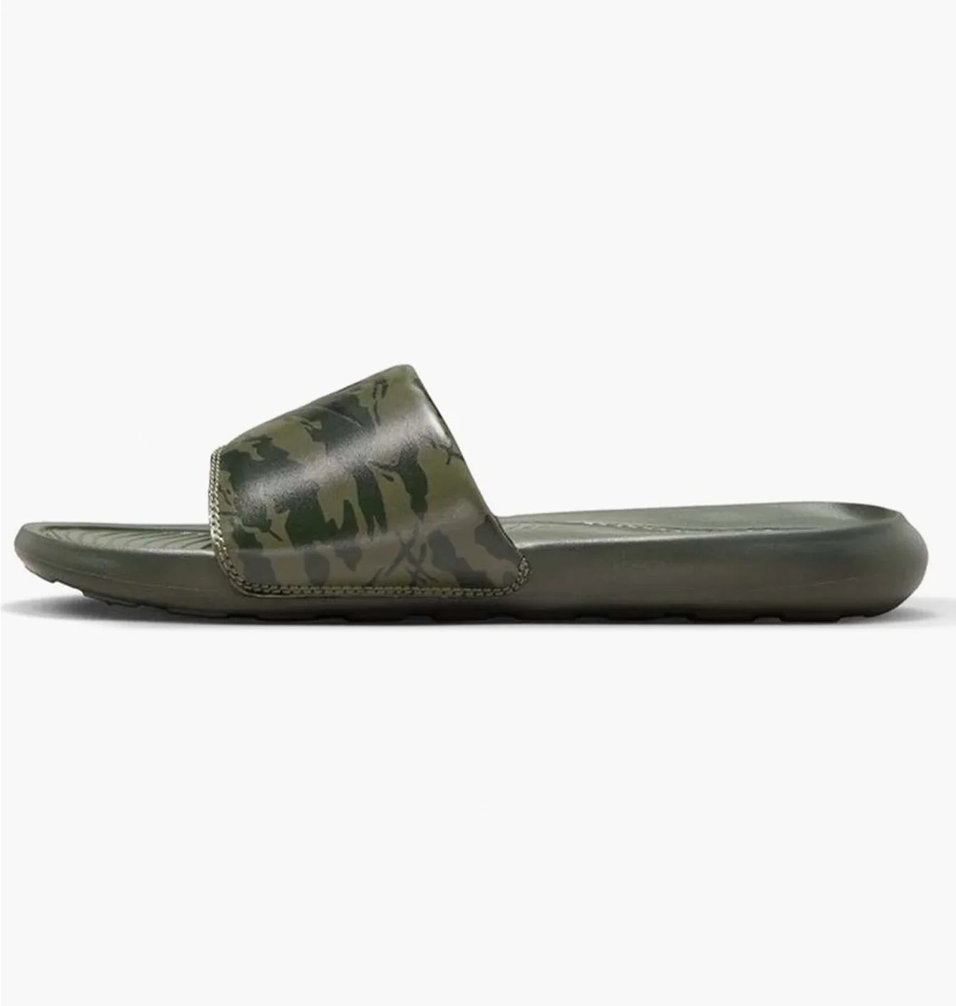 Тапочки чоловічі Nike Victori One Men S Printed Slides Camo/Green Cn9678-200