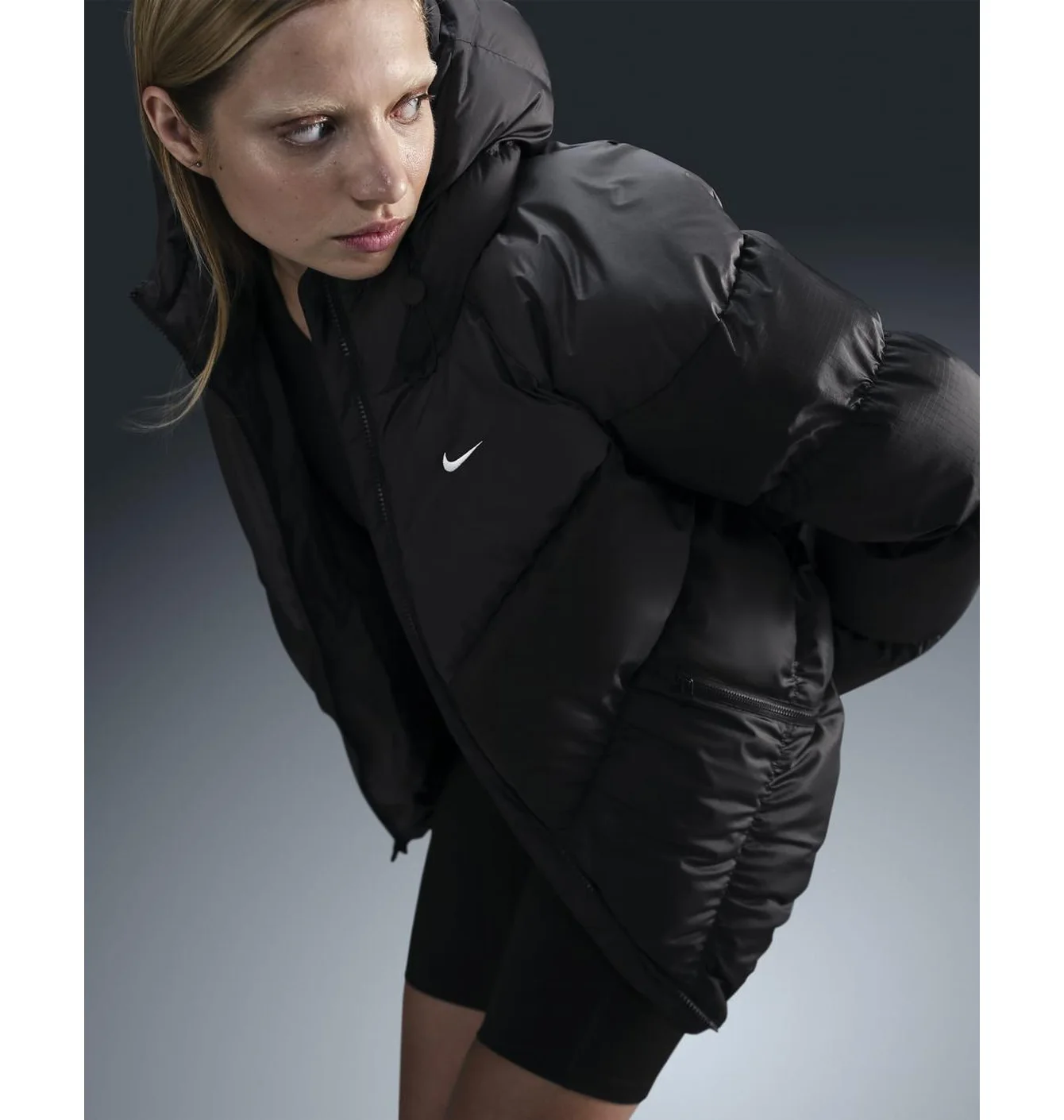 Пуховик жіночий Nike Sportswear Windpufferstorm-Fit Loose Jacket Black HF7865-010