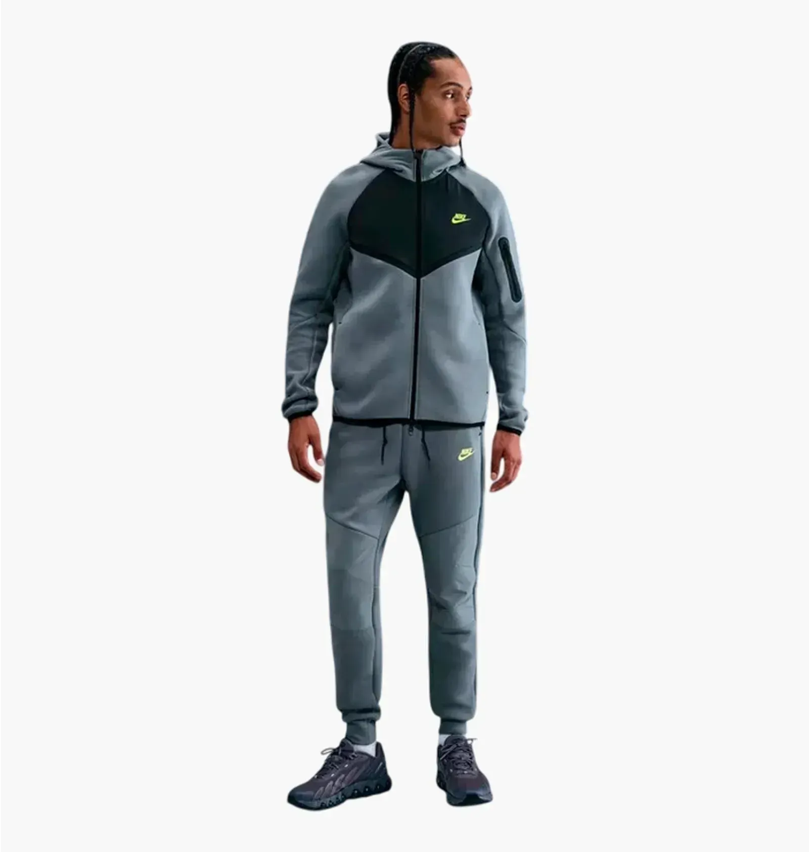 Спортивний костюм чоловічий Nike Tech Fleece Joggers Grey (IH4302-065__IH4303-065)
