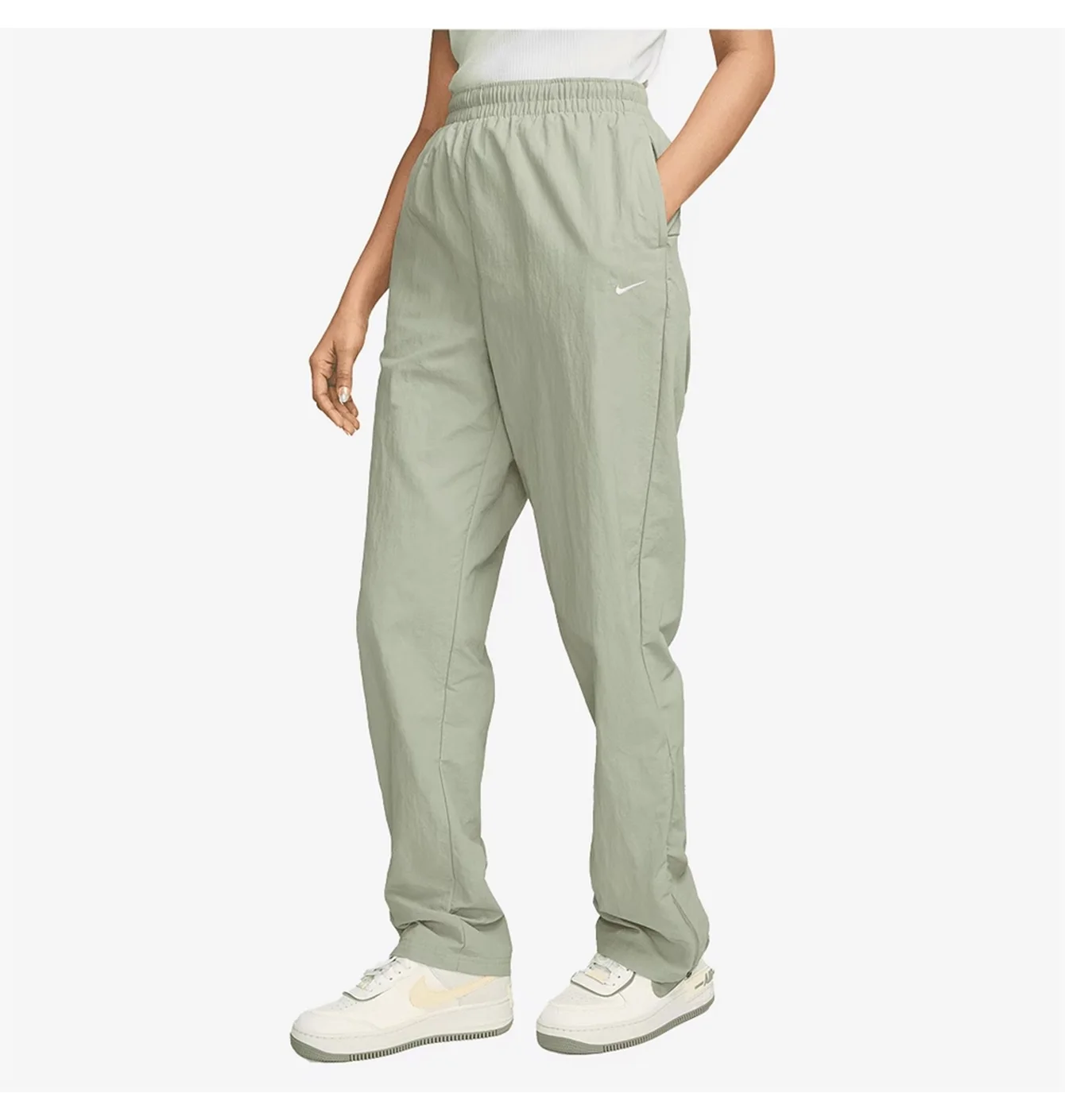 NIKE SPORTSWEAR ESSENTIAL