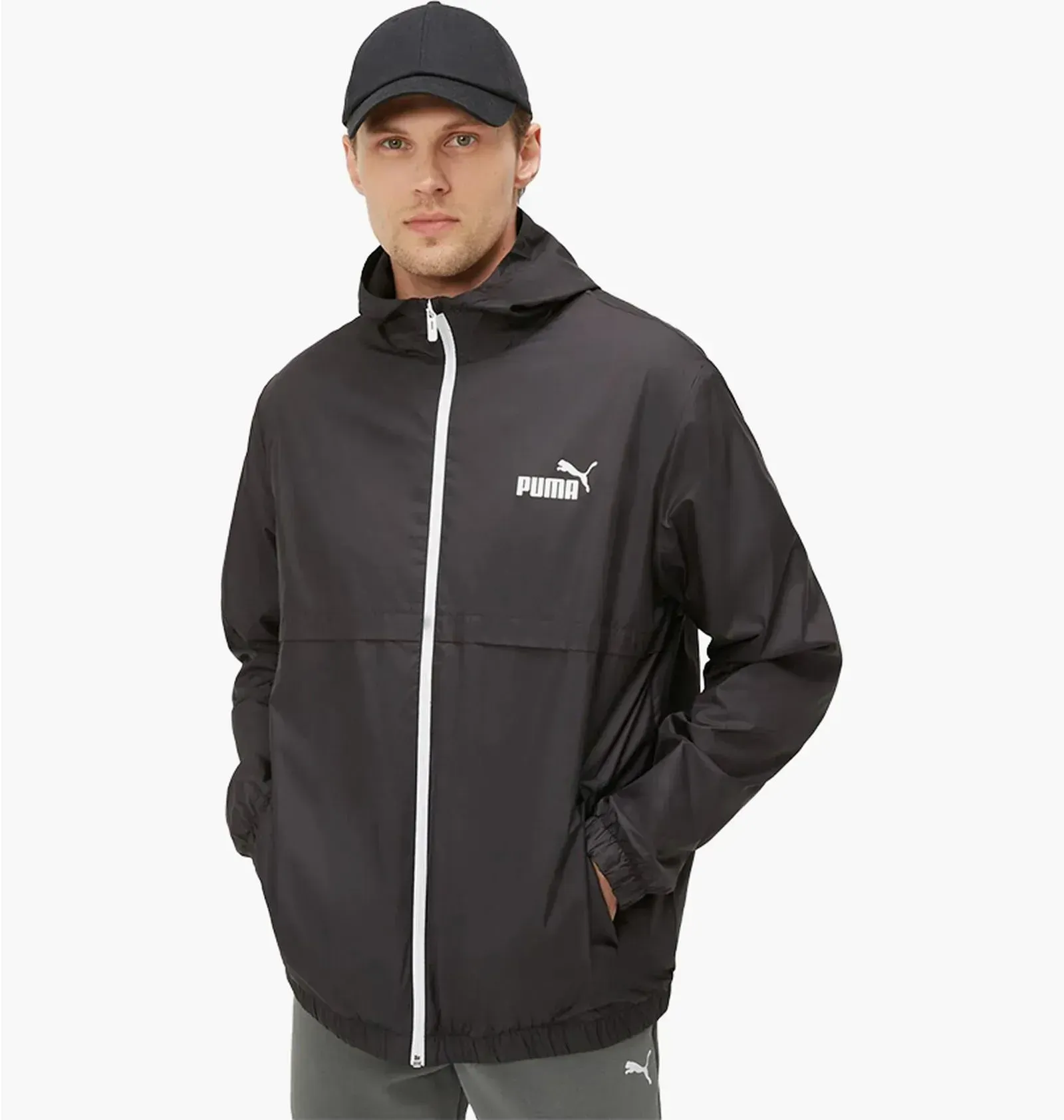 Вітровка чоловіча Puma Ess Solid Windbreaker Black (847484-52)
