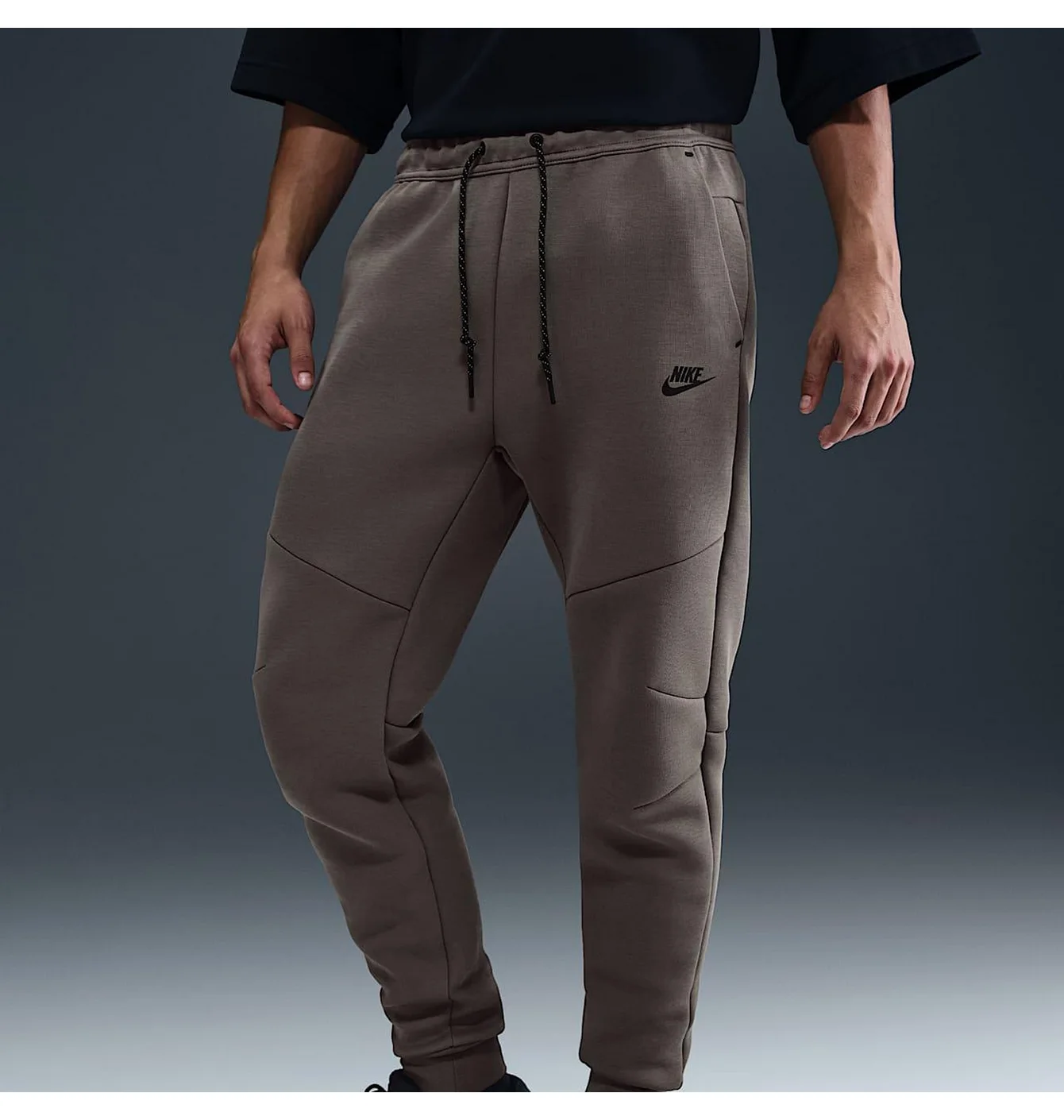 Спортивні штани Nike Sportswear Tech Fleece