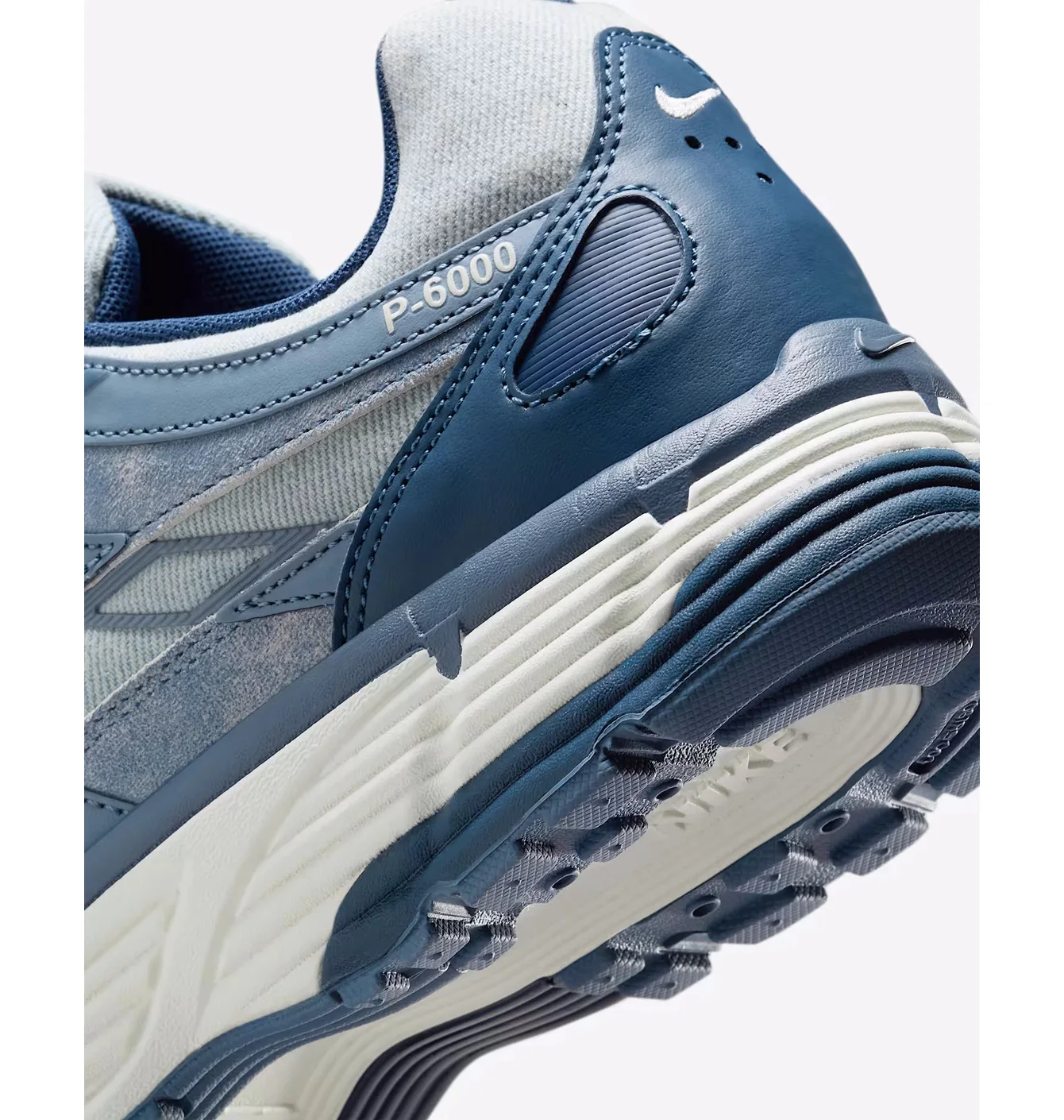 Кросівки чоловічі Nike P-6000 Jeans Blue IH3646-499
