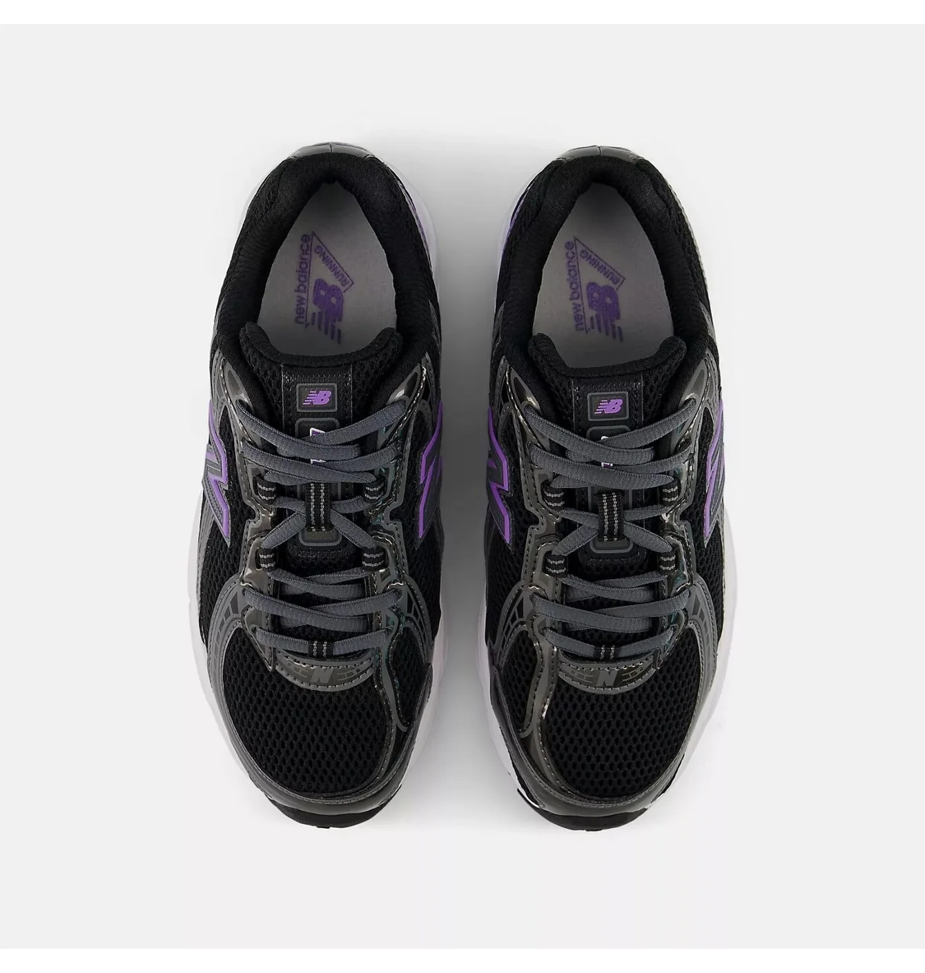 Кросівки New Balance 740